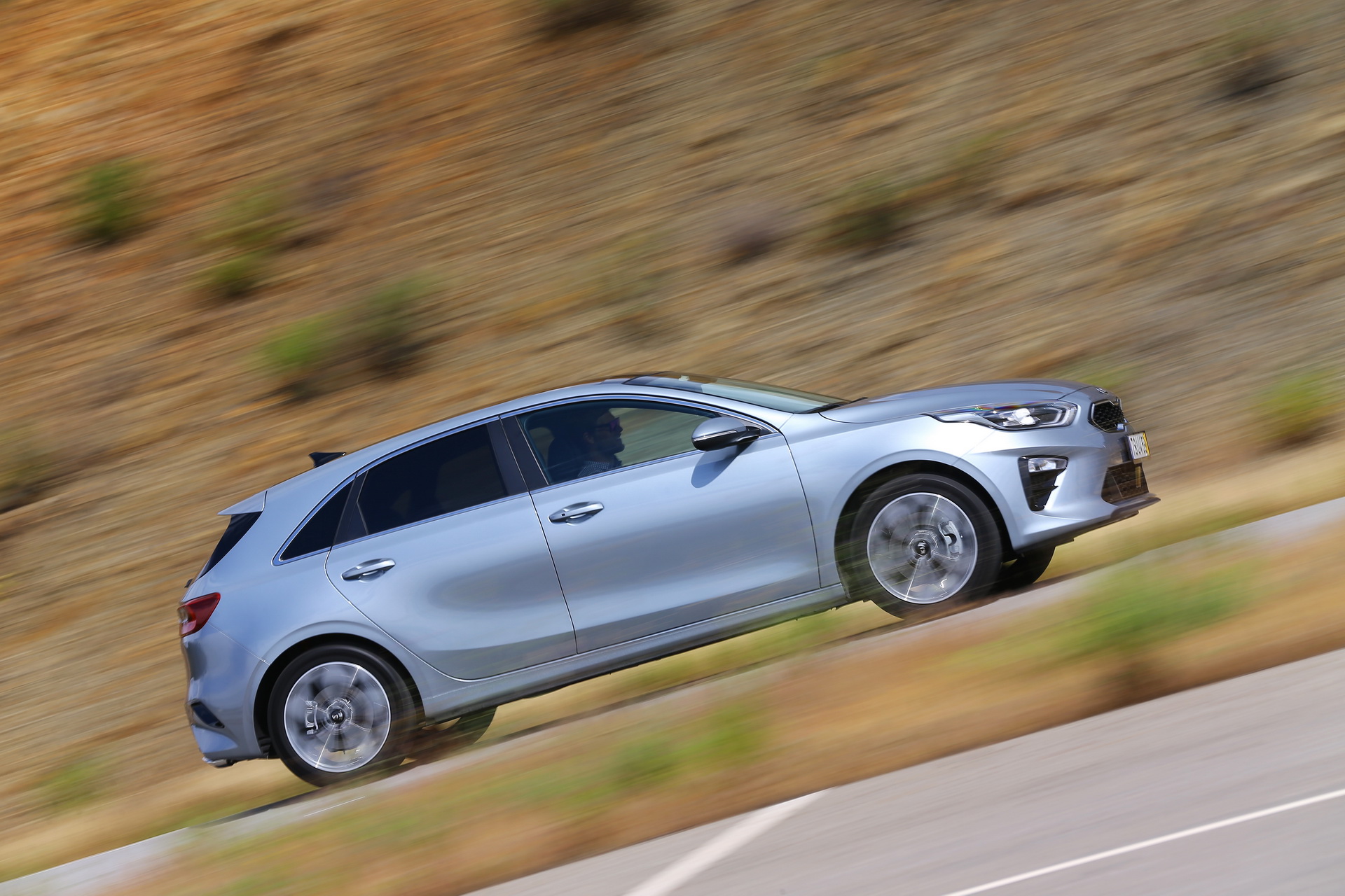 2019-kia-ceed-14 New Kia Ceed Detailed In Gigantic Image Gallery, UK Pricing Announced