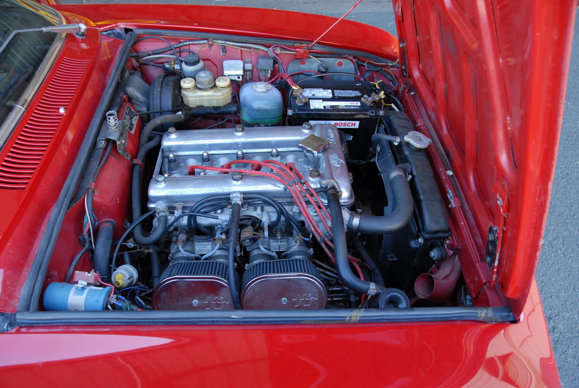 1974-alfa-romeo-gtv-bat-auction-24 Bid On This Alfa Romeo 2000 GT Veloce, Make Other Car Enthusiasts Jealous