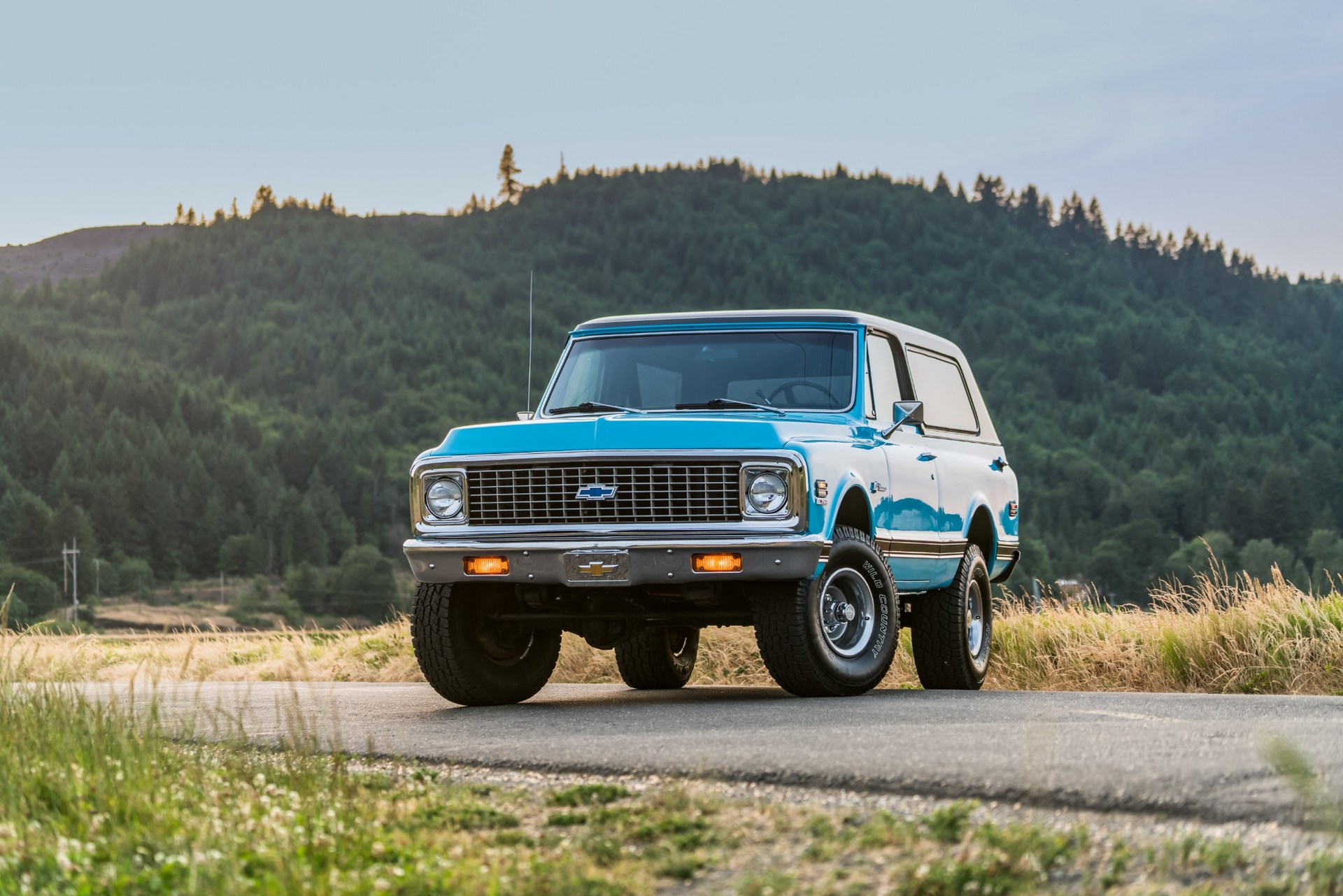 1972-Chevrolet-K5-Blazer-17 Not A Fan Of The 2019 Chevrolet Blazer? This 1972 K5 Might Be Up Your Alley