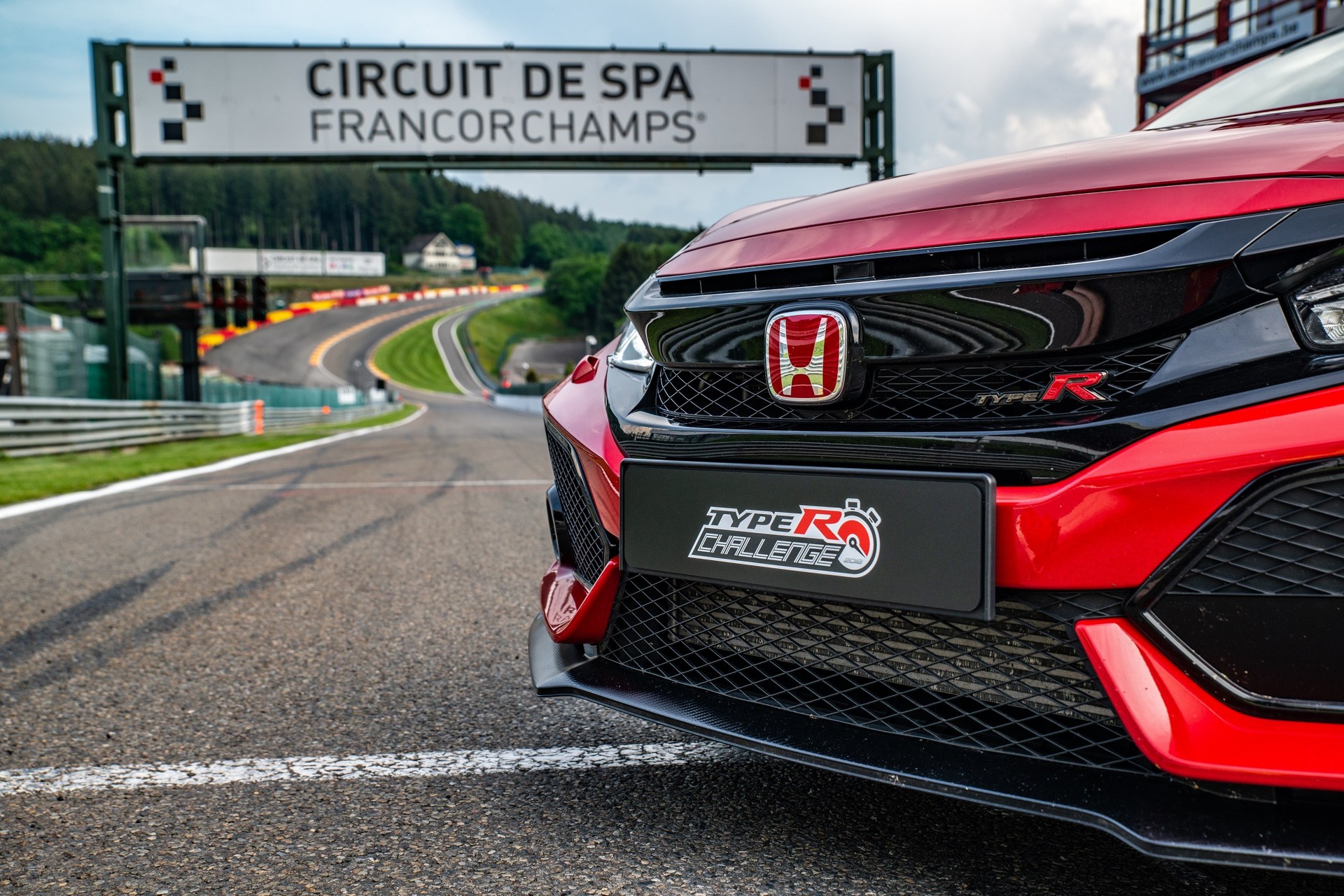 Honda-Civic-Type-R-3 Honda Civic Type R Continues Setting Lap Records, This Time At Spa-Francorchamps