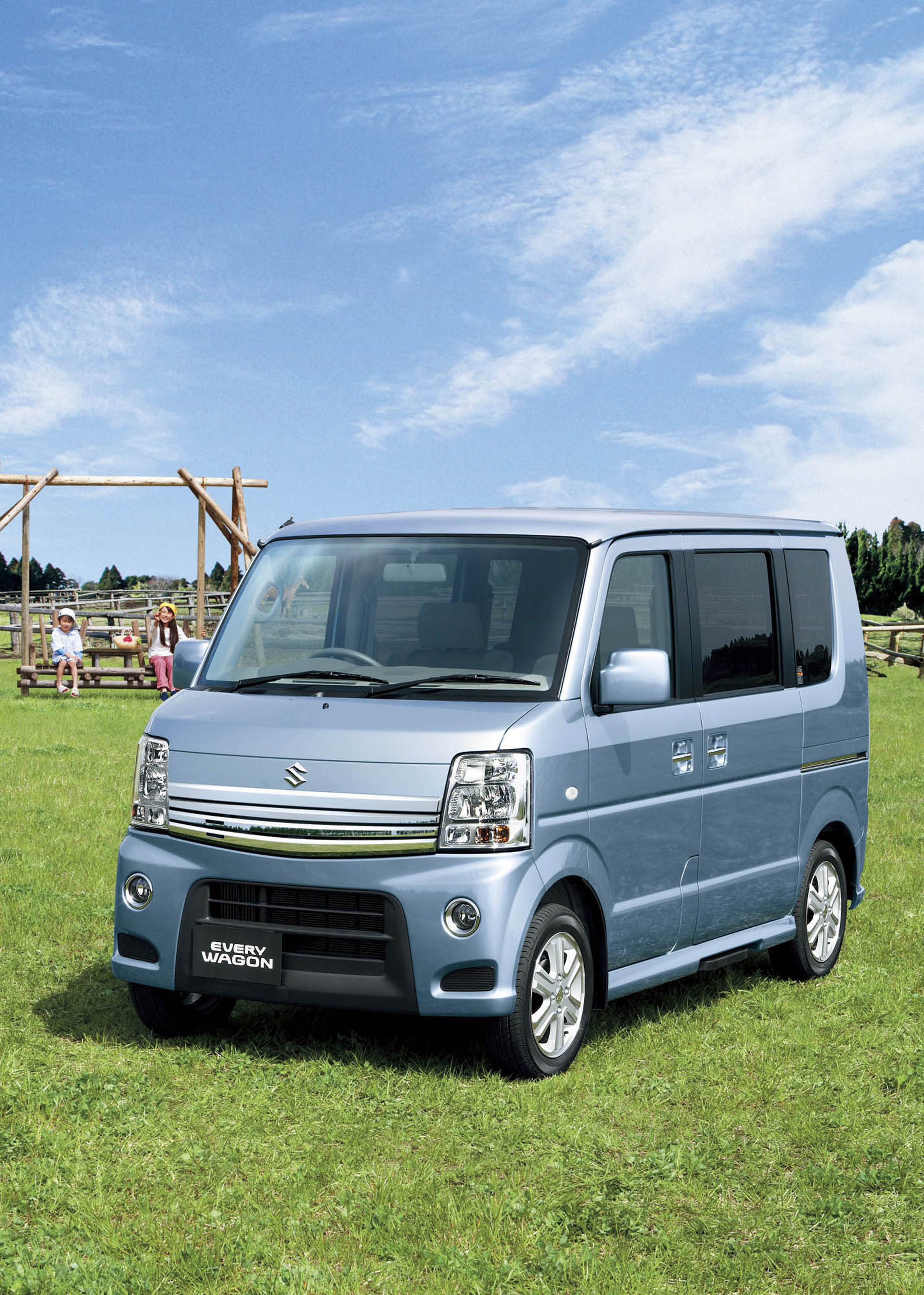 suzuki-every-carry-01 Suzuki Has Sold HOW MANY Of These Tiny Minivans In Japan?