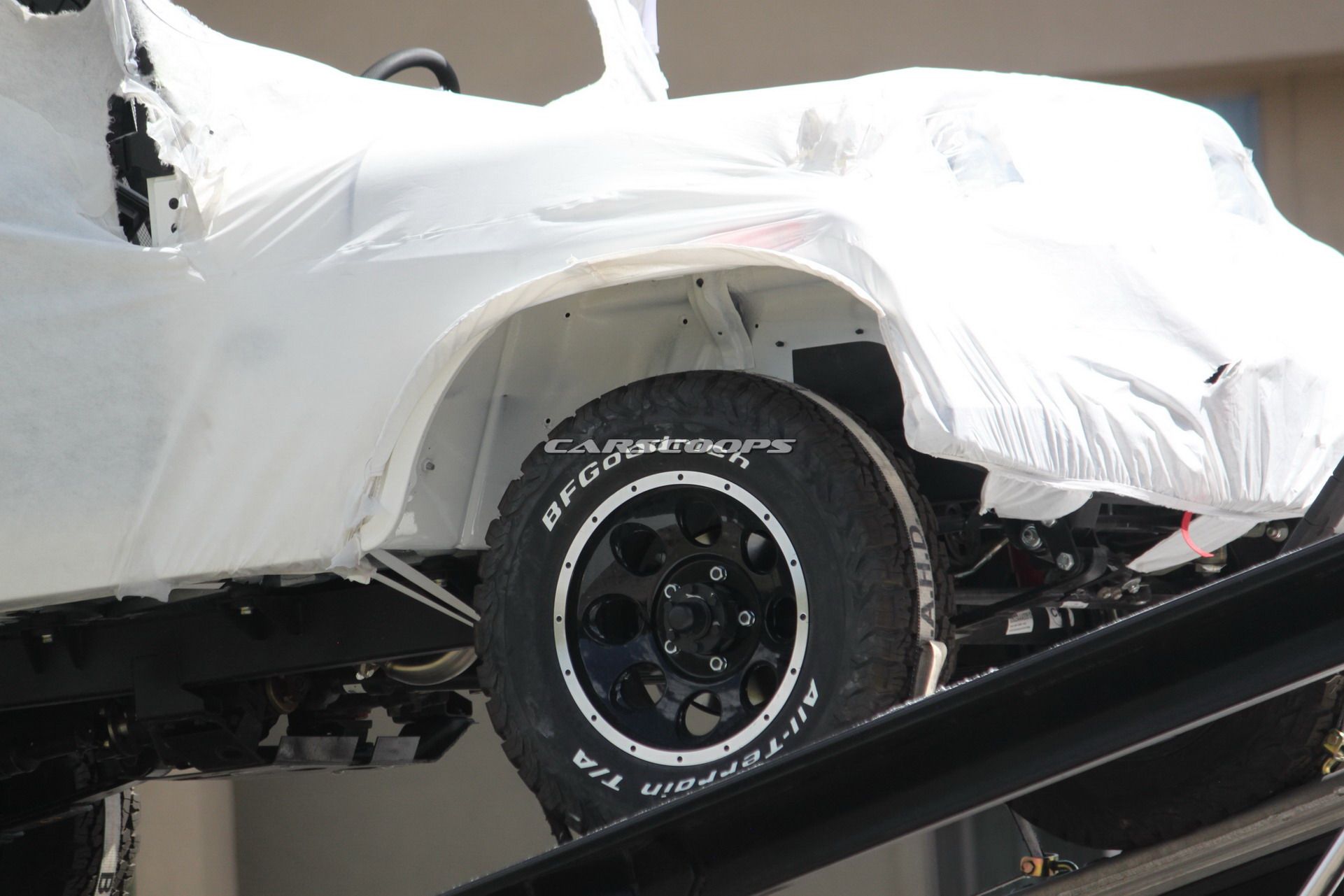 Mahindra-Jeep-15 Mahindra’s Jeep-Like Roxor Spotted On The Way To Dealers