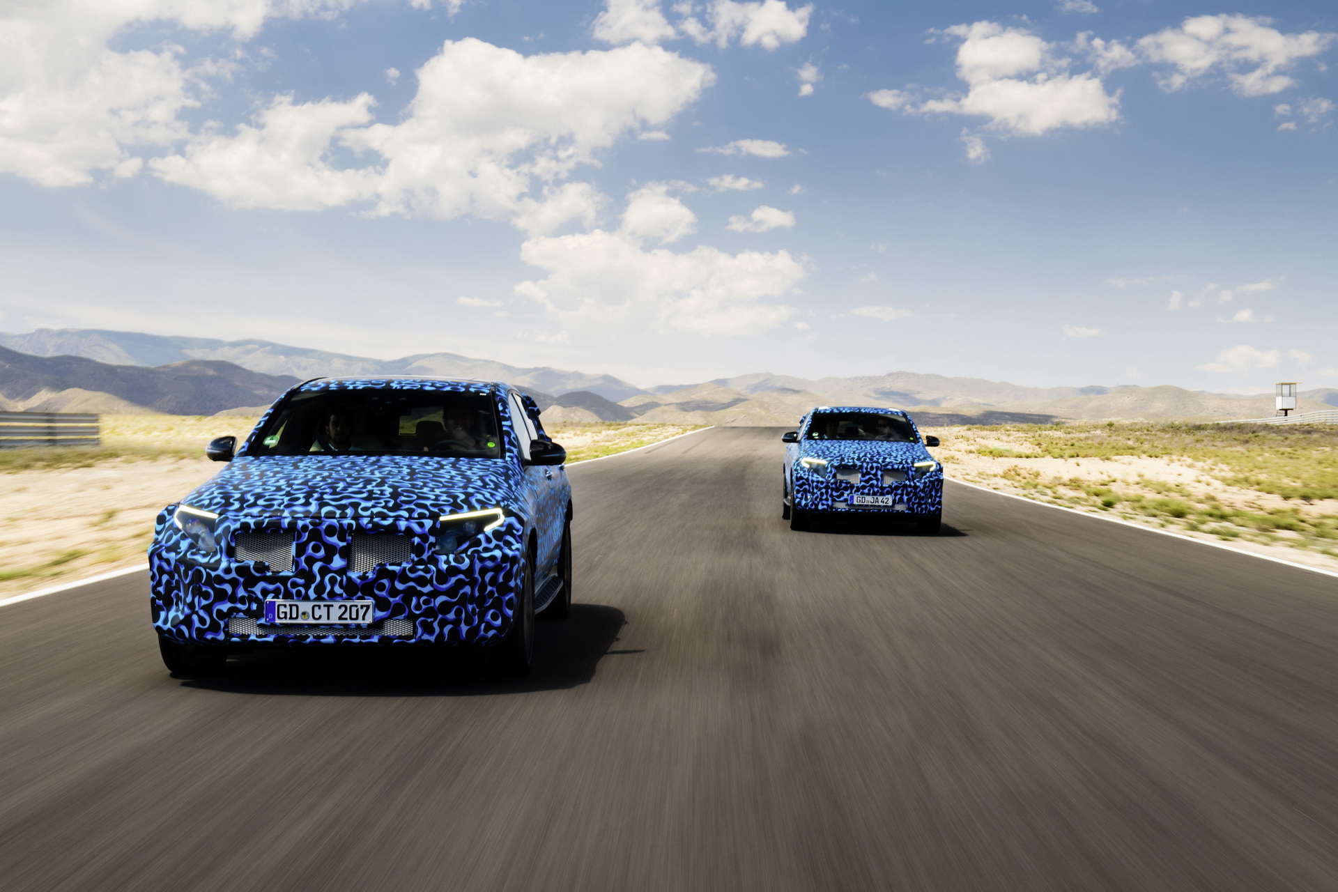 mercedes-benz-eqc-11 2020 Mercedes-Benz EQC Electric Crossover Switches To Blue Clothing As Production Nears