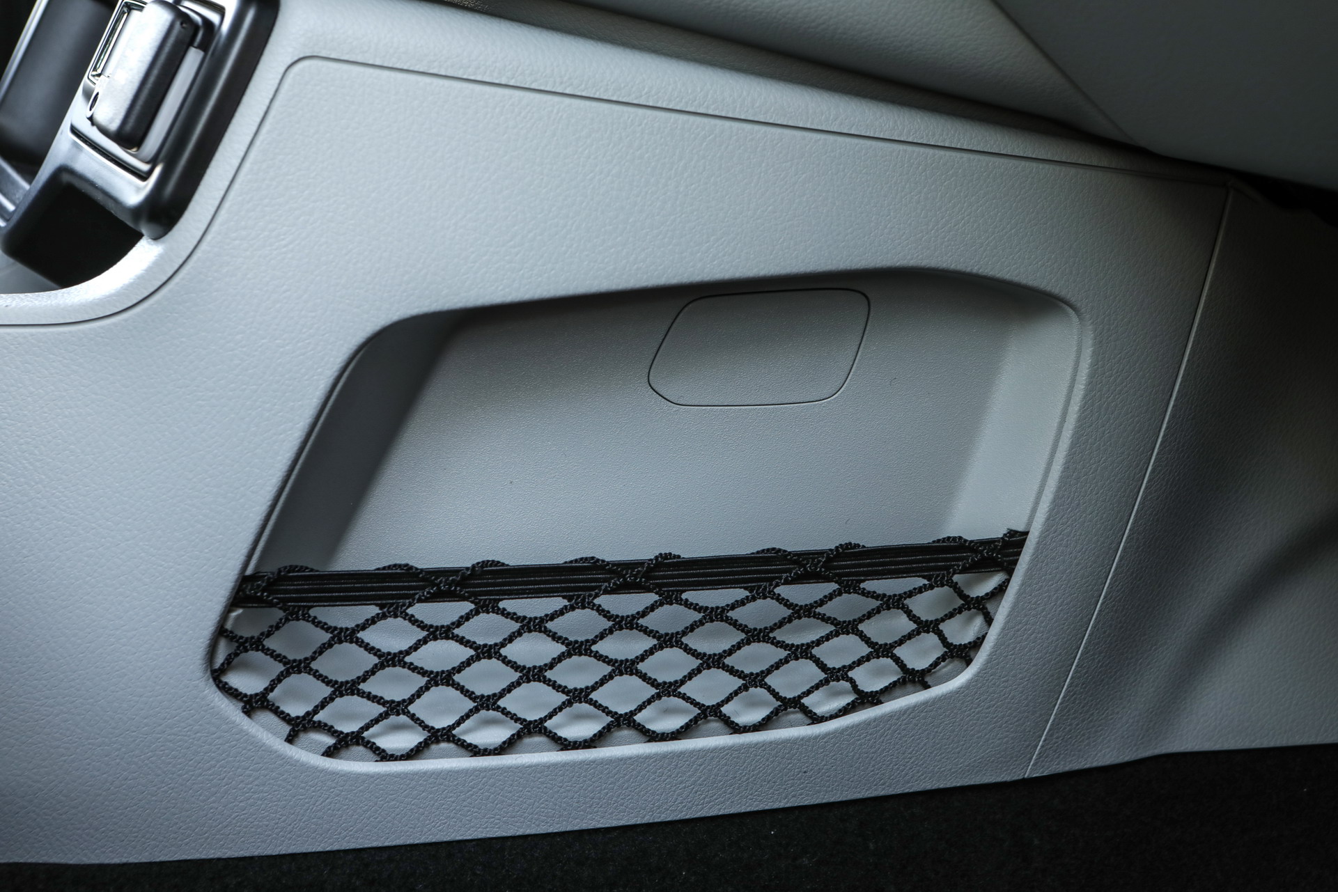 2019 Jeep Renegade Facelift 32 2019 Jeep Renegade Gets Cute Makeover And New Engines: Full Details, Photos & Video