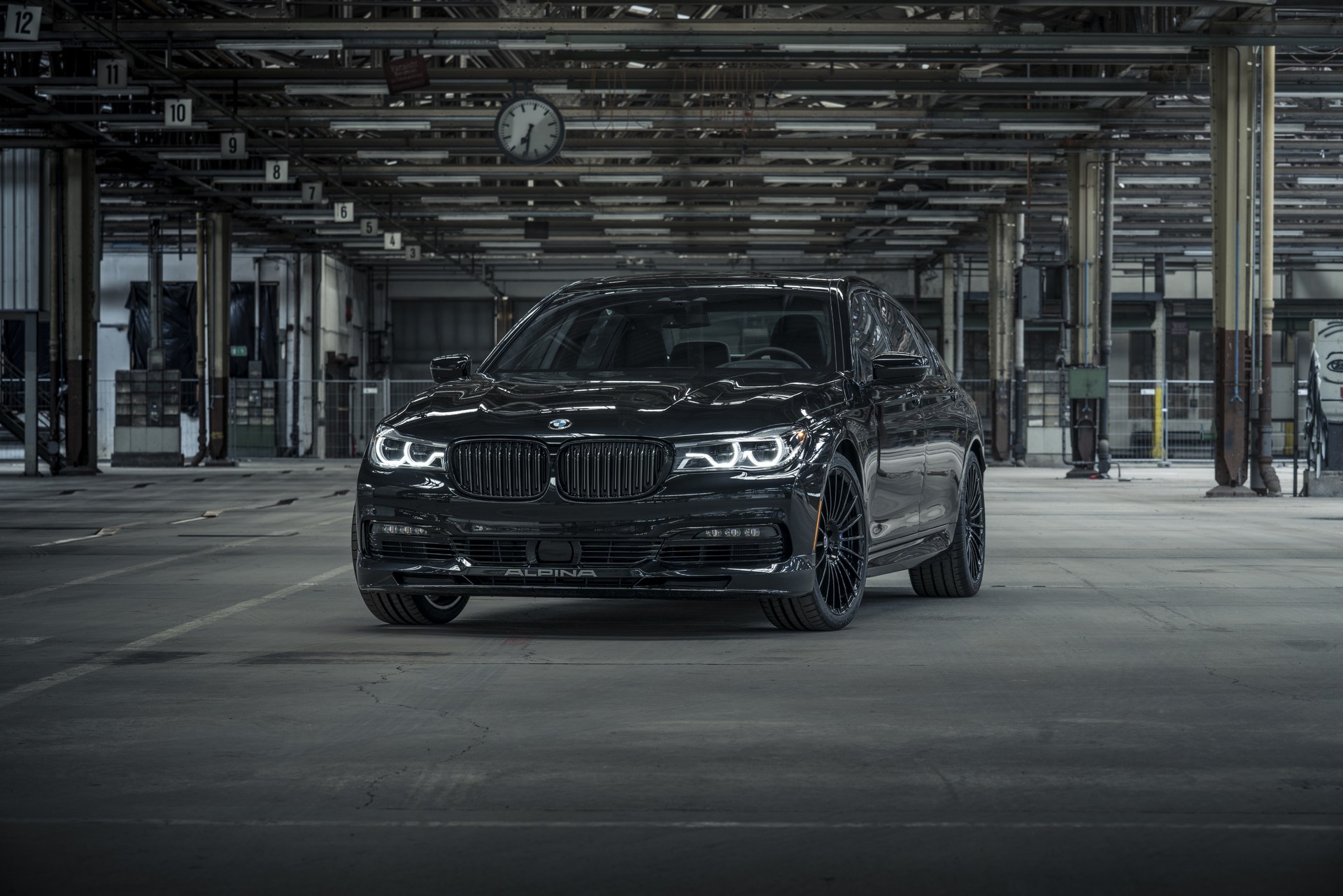 BMW-ALPINA-B7-Exclusive-Edition-1 BMW Gives Canada A Sinister Looking Alpina B7 Exclusive Edition With 600 HP