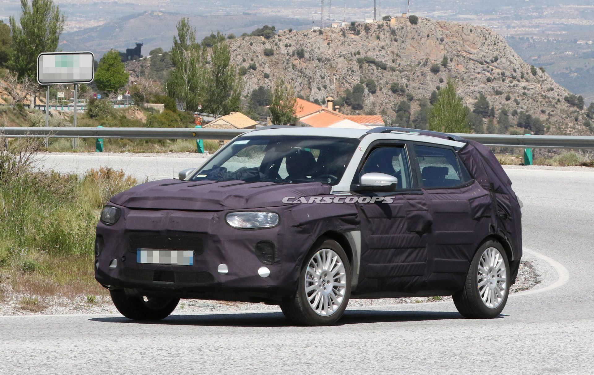 2019-ssangyong-korando-spy-18 All-New SsangYong Korando Will Usher In New Design Language
