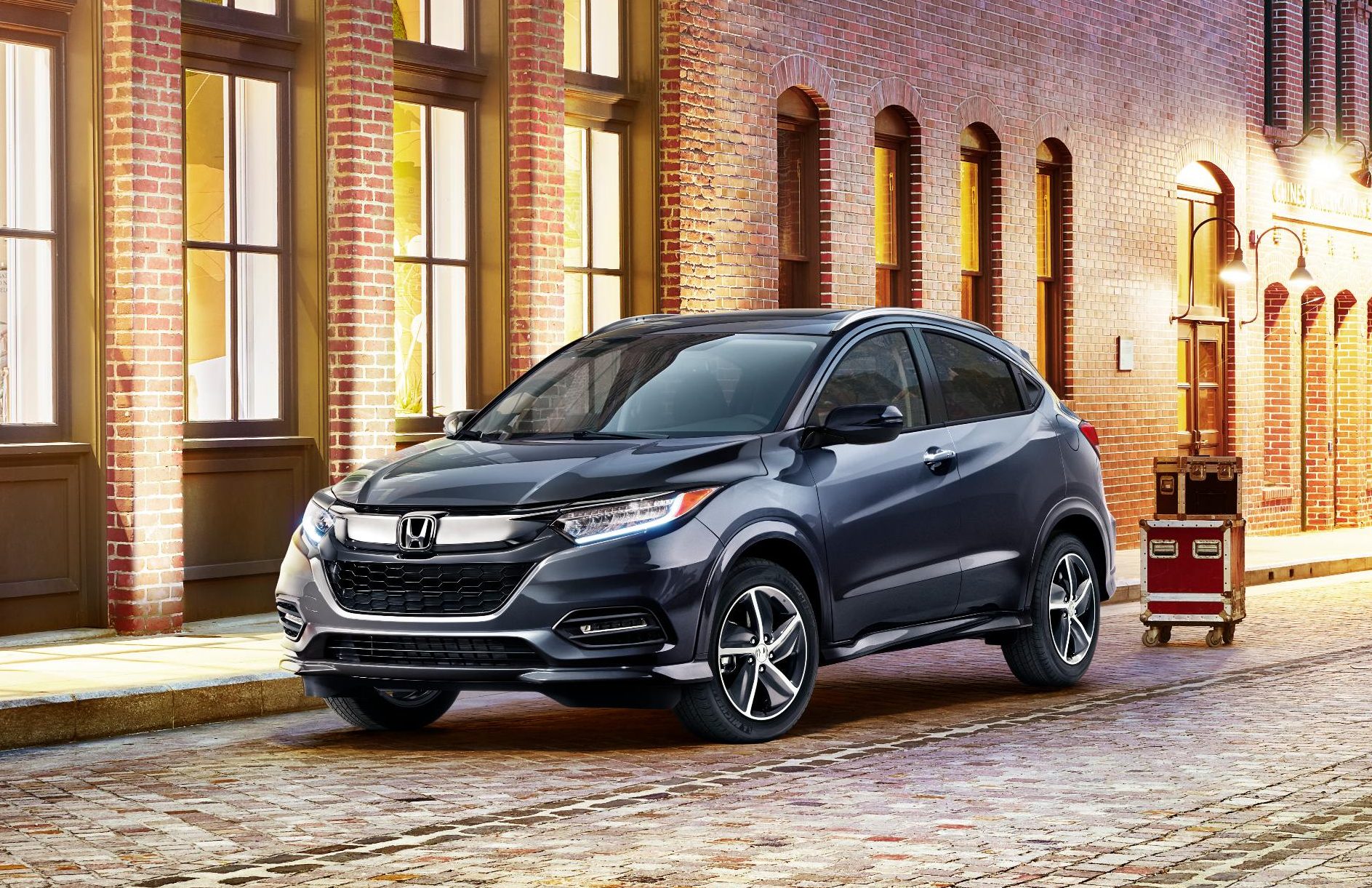 2019-honda-pilot-hrv-refreshed-1 2019 Honda HR-V And Pilot Gain Updated Styling And New Tech