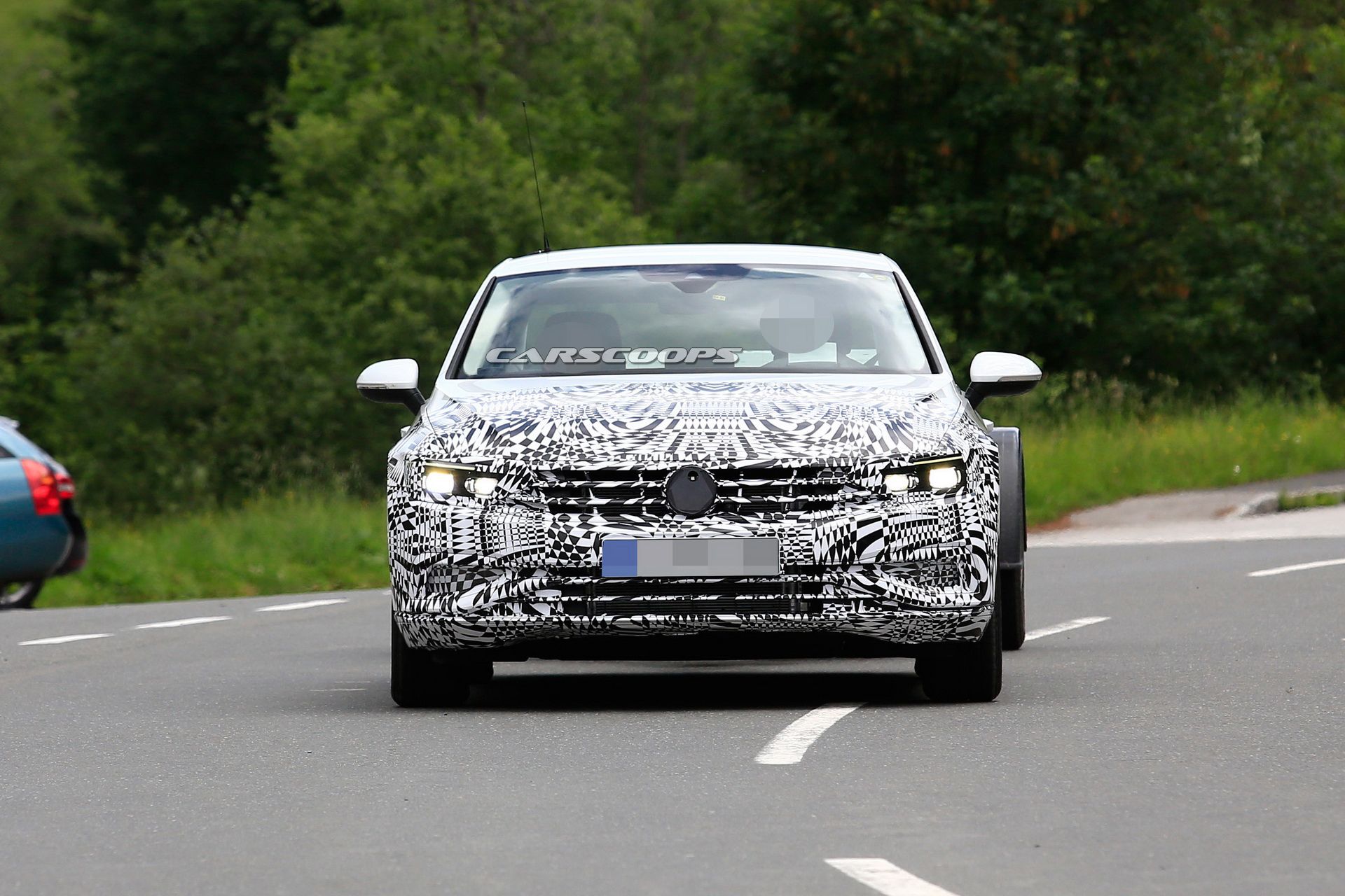 2019-vw-passat-facelift-spy-1 2019 VW Passat: Facelifted Euro Model Coming With Revised Styling, Updated Engines