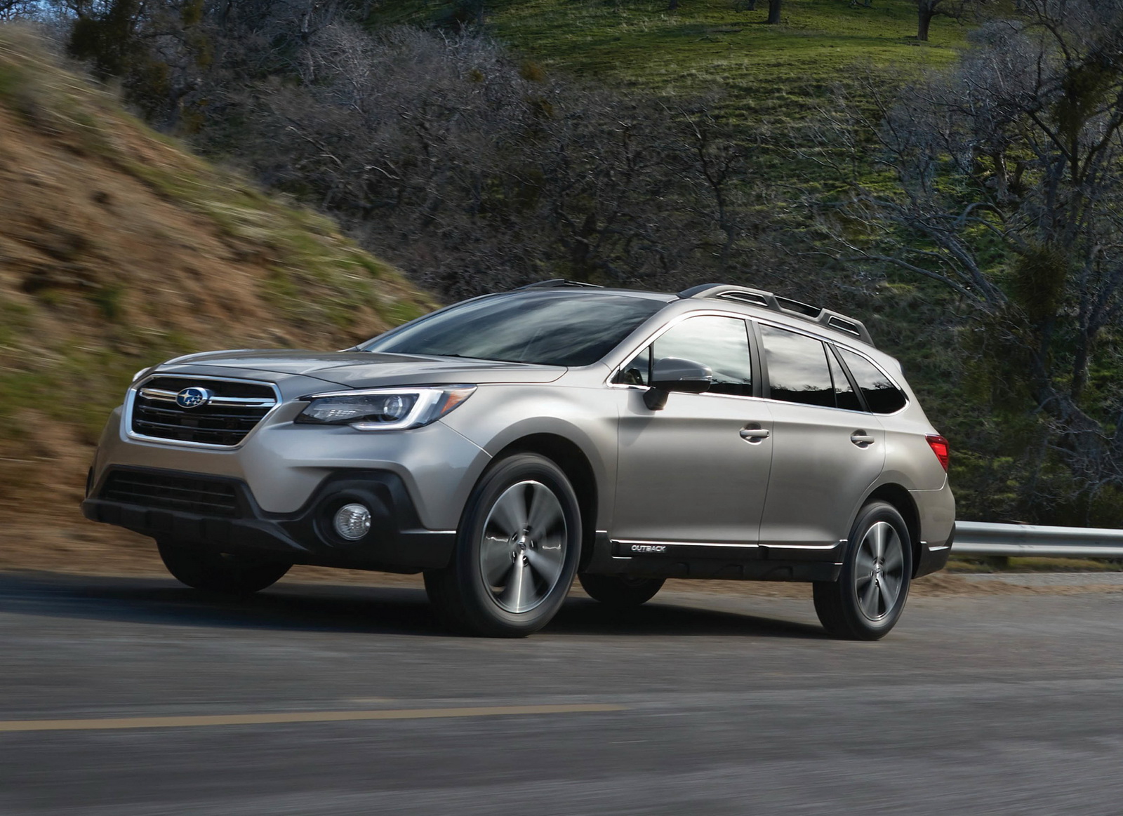 2018-SubaruOutback-01 Subaru Wants 400 Certified Body Shops In The US By 2019