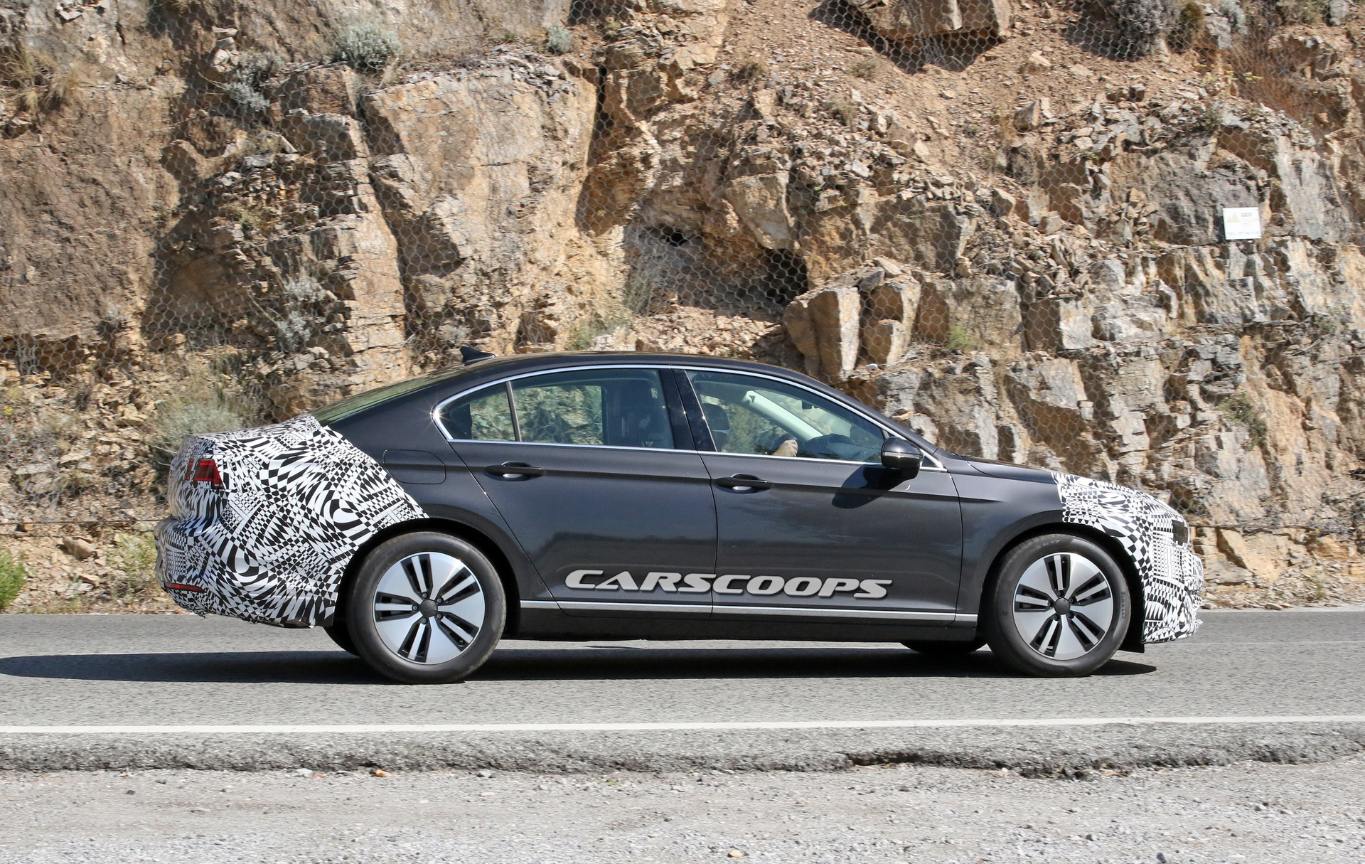 VW-Passat-Facelift-8 2019 VW Passat: Facelifted Euro Model Coming With Revised Styling, Updated Engines