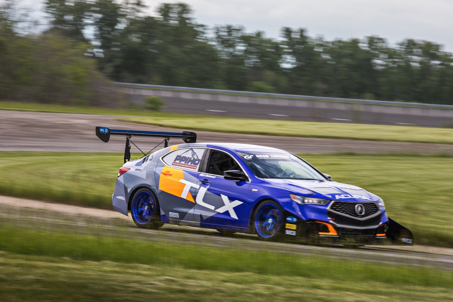 Acura-Pikes-Peak-8 2019 Acura RDX To Tackle Pikes Peak With A 350 HP Engine