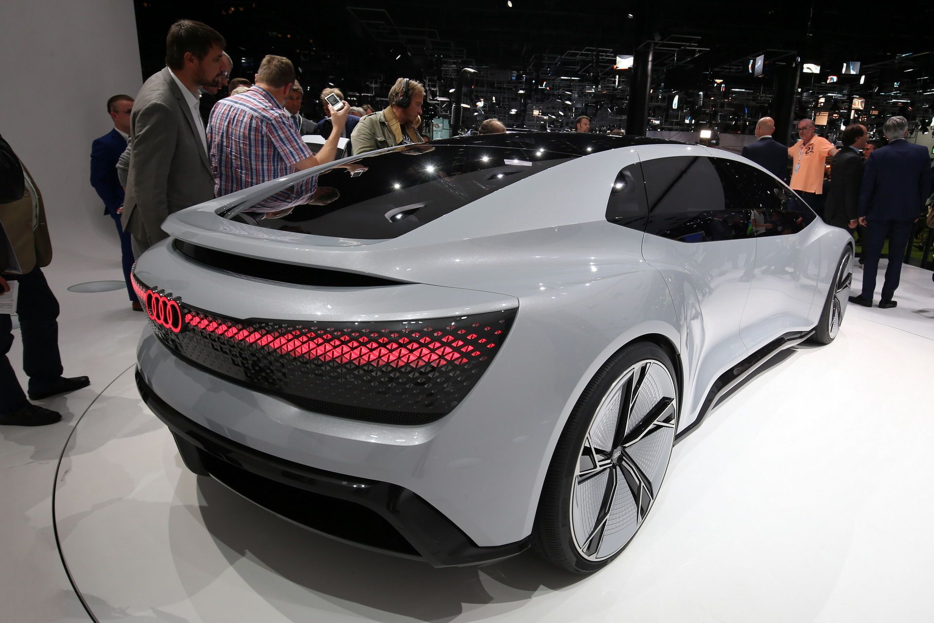 Audi-Aicon-Concept-5 Audi To Use Aicon EV For Autonomous Pilot Fleet In 2021