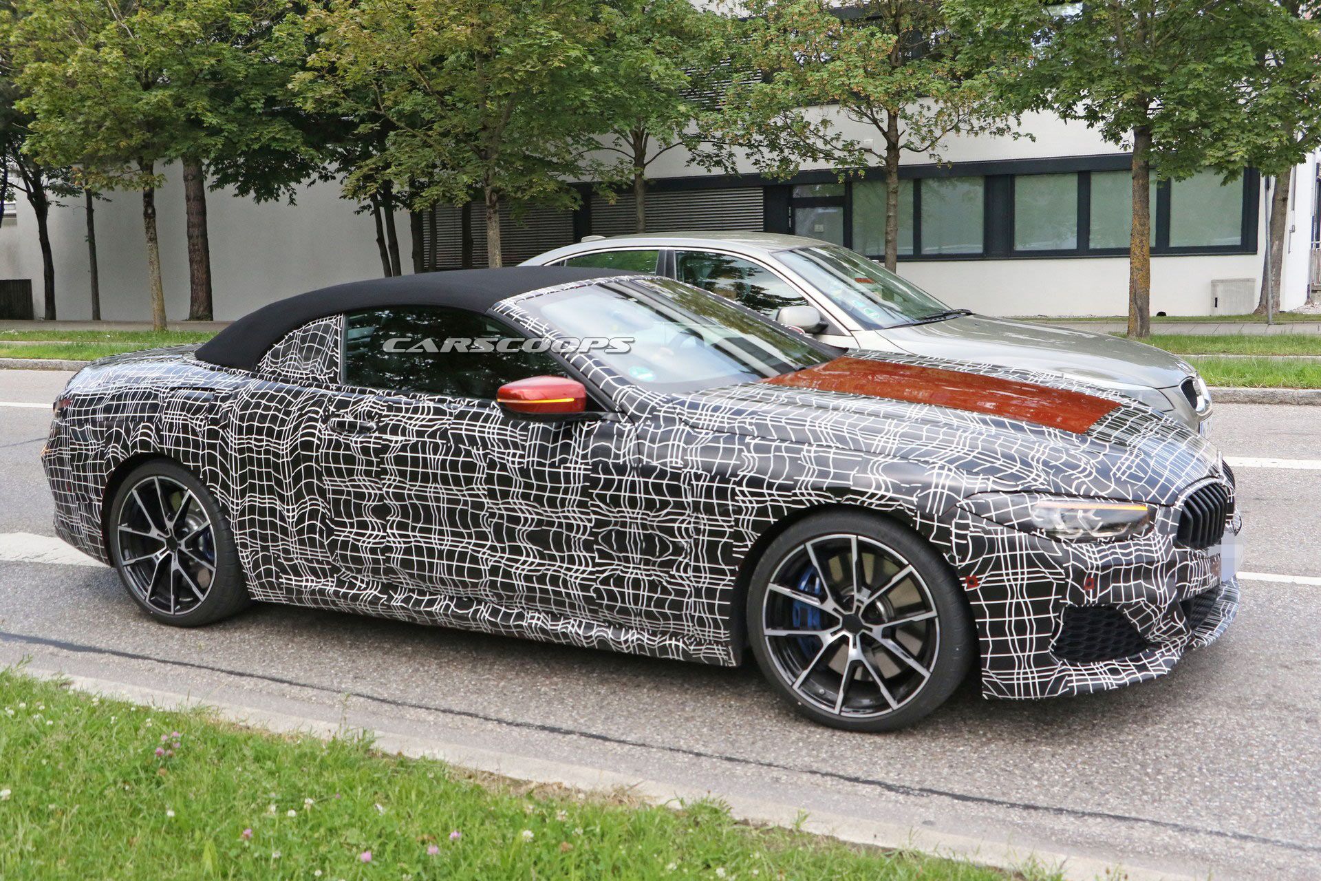 BMW-8-Series-Convertible-4 BMW 8-Series Convertible Caught Naked Ahead Of Next Week’s Unveiling