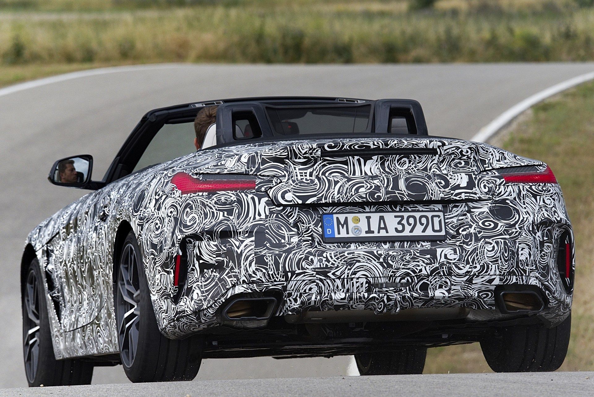 BMW-Z4-16 2019 BMW Z4 M40i Announced, Promises To Be A “Purebred Roadster”