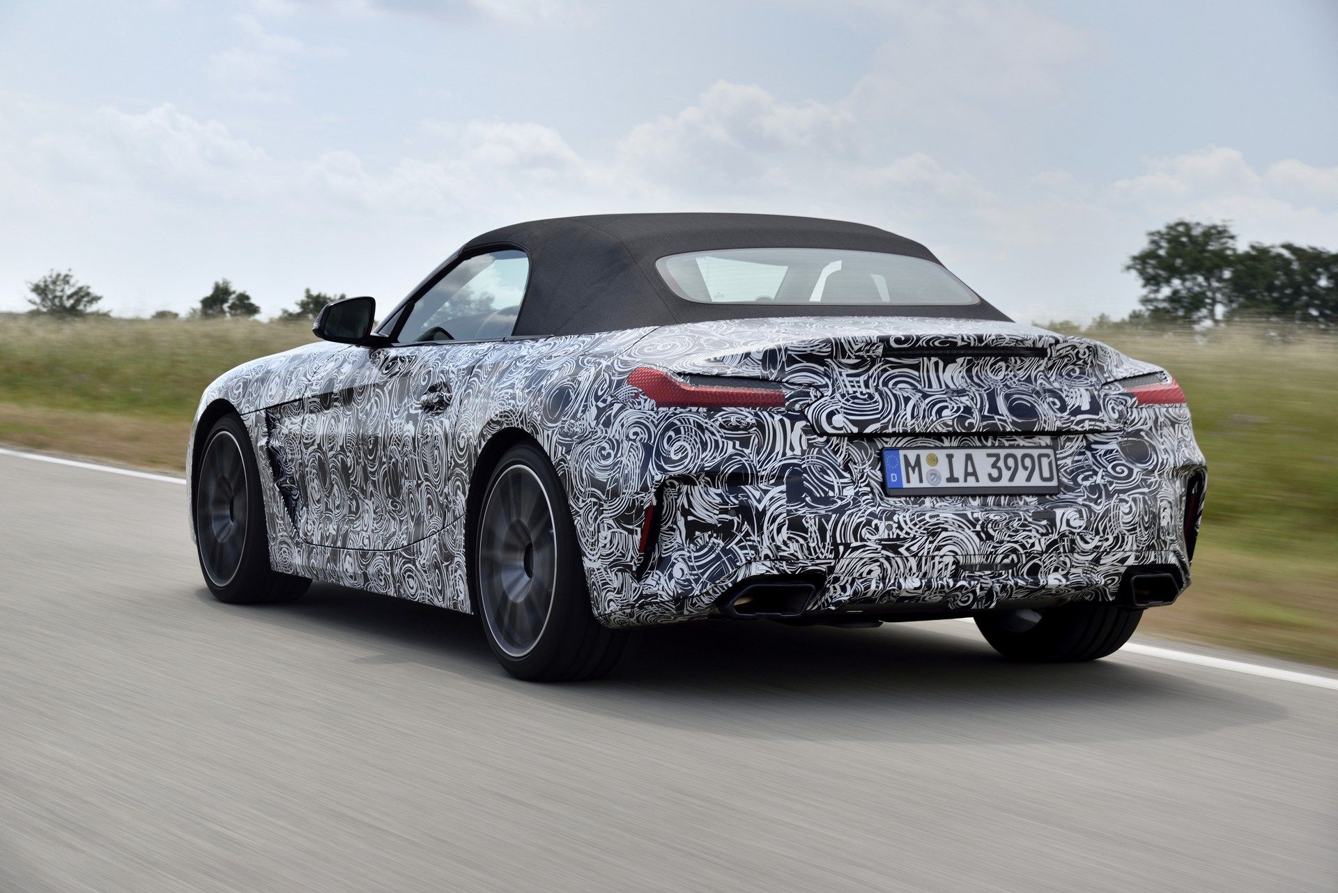BMW-Z4-27 2019 BMW Z4 M40i Announced, Promises To Be A “Purebred Roadster”