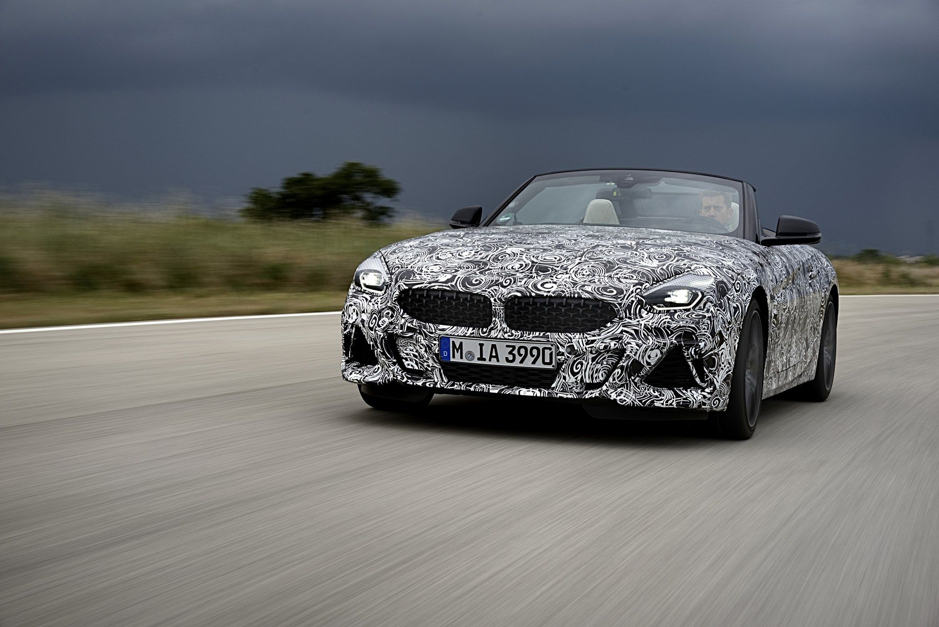 BMW-Z4-9 2019 BMW Z4 M40i Announced, Promises To Be A “Purebred Roadster”