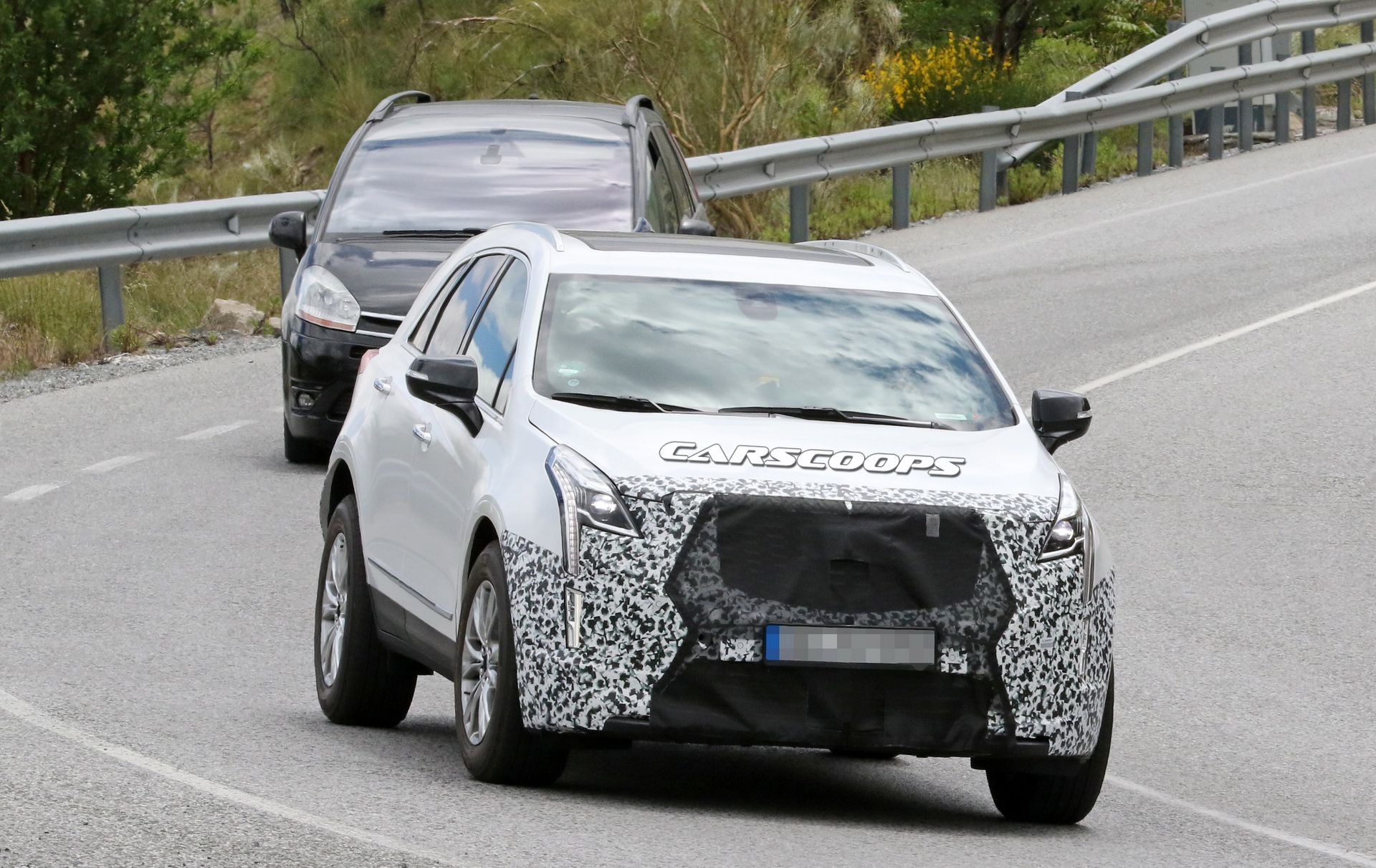 Cadillac-XT5-Facelift-03 2020 Cadillac XT5 Facelift To Gain Super Cruise And A 2.0-Liter Turbo