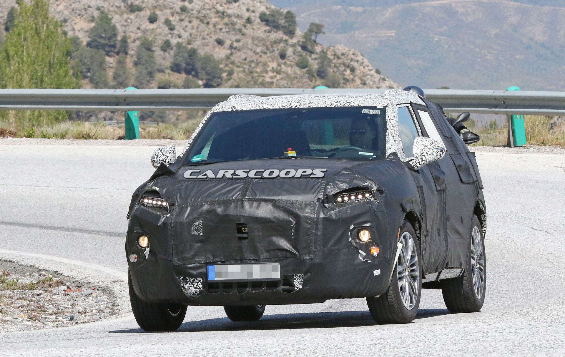 Chevrolet-Blazer-13 First Look At The 2020 Chevrolet Blazer Contains Lots Of Camouflage
