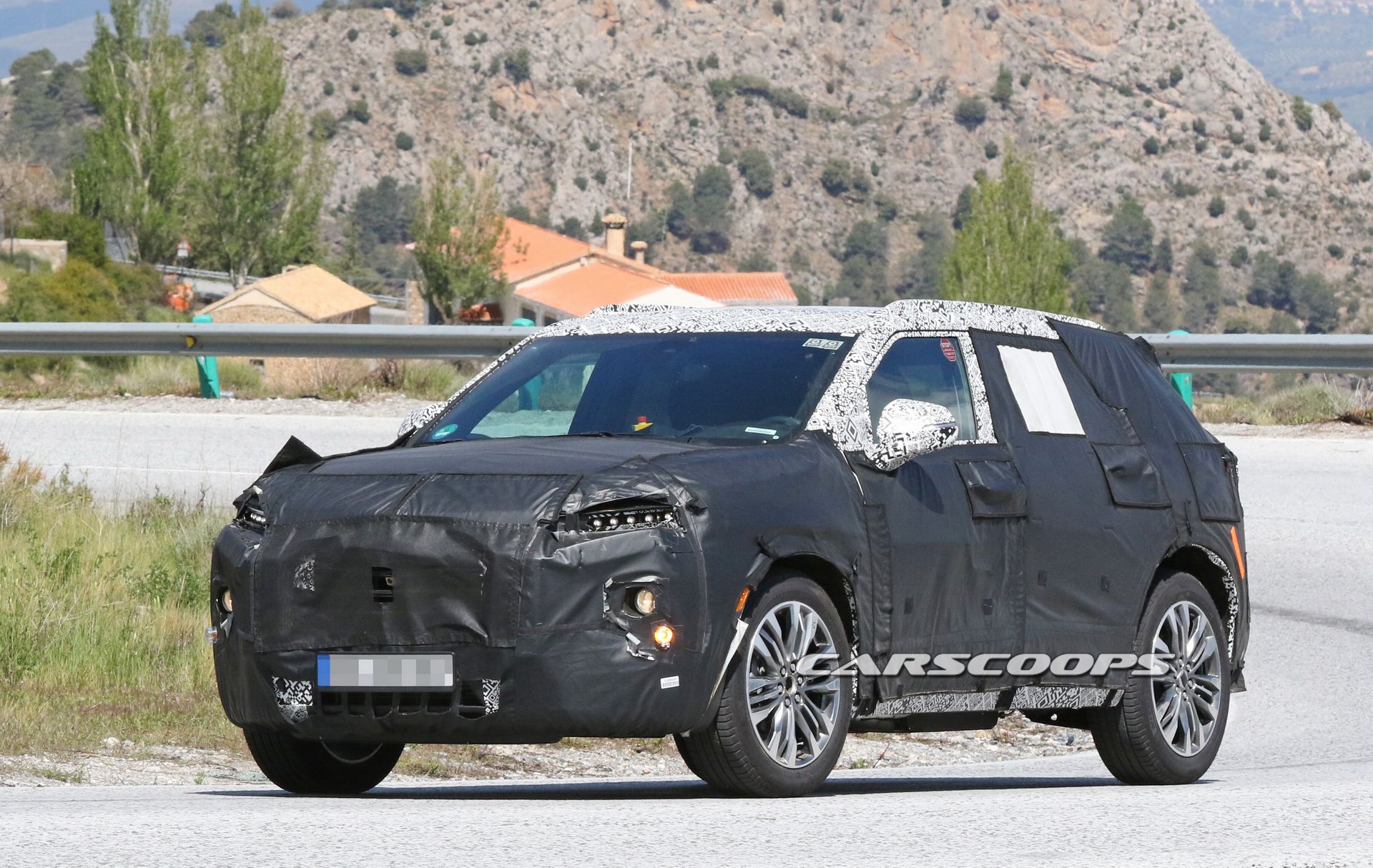Chevrolet-Blazer-14 First Look At The 2020 Chevrolet Blazer Contains Lots Of Camouflage