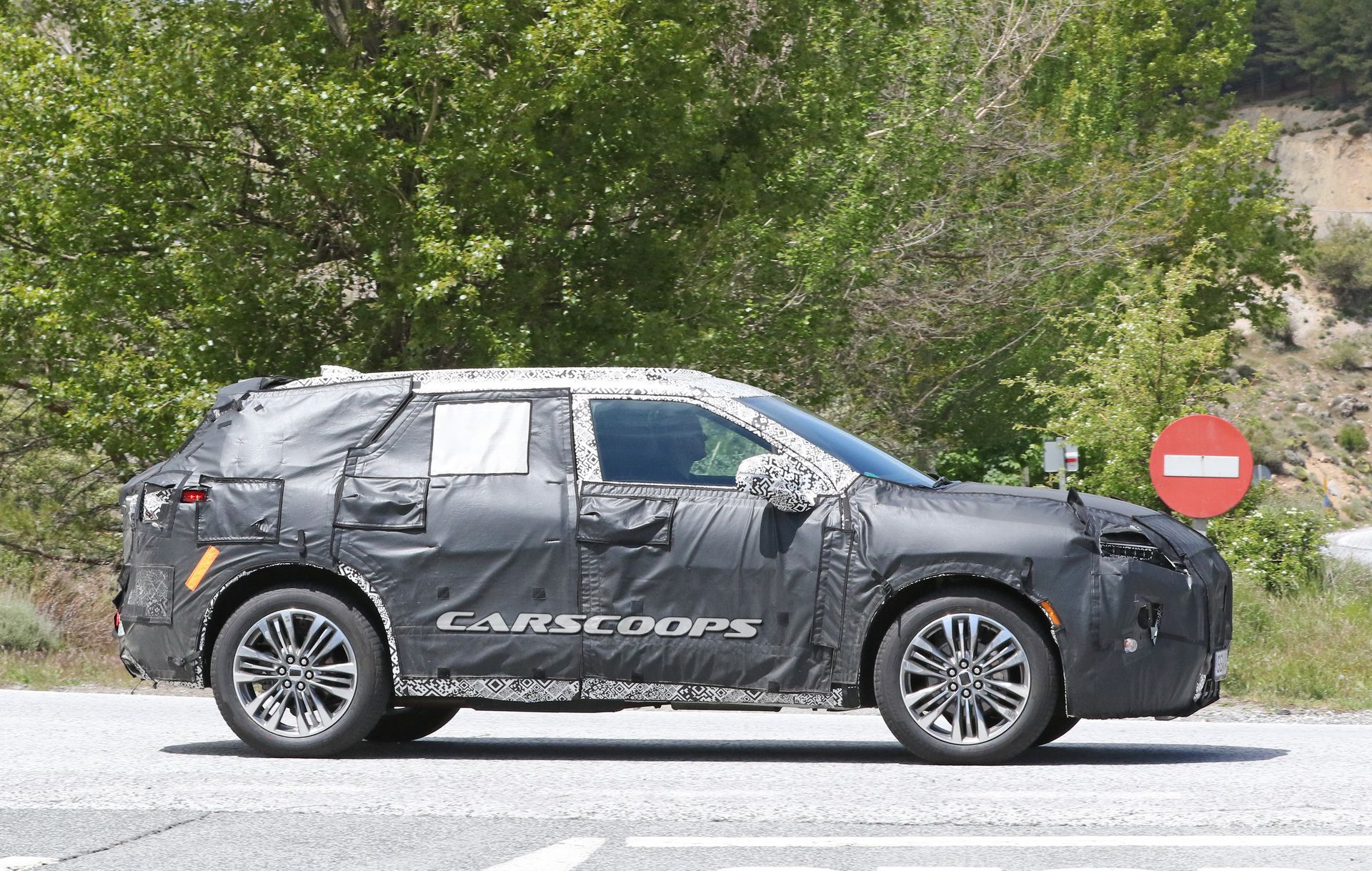 Chevrolet-Blazer-4 First Look At The 2020 Chevrolet Blazer Contains Lots Of Camouflage