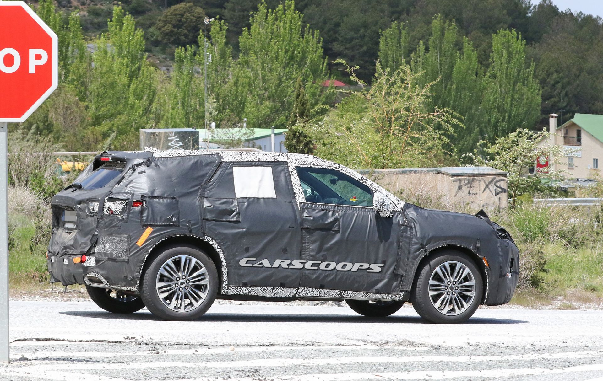 Chevrolet-Blazer-5 First Look At The 2020 Chevrolet Blazer Contains Lots Of Camouflage