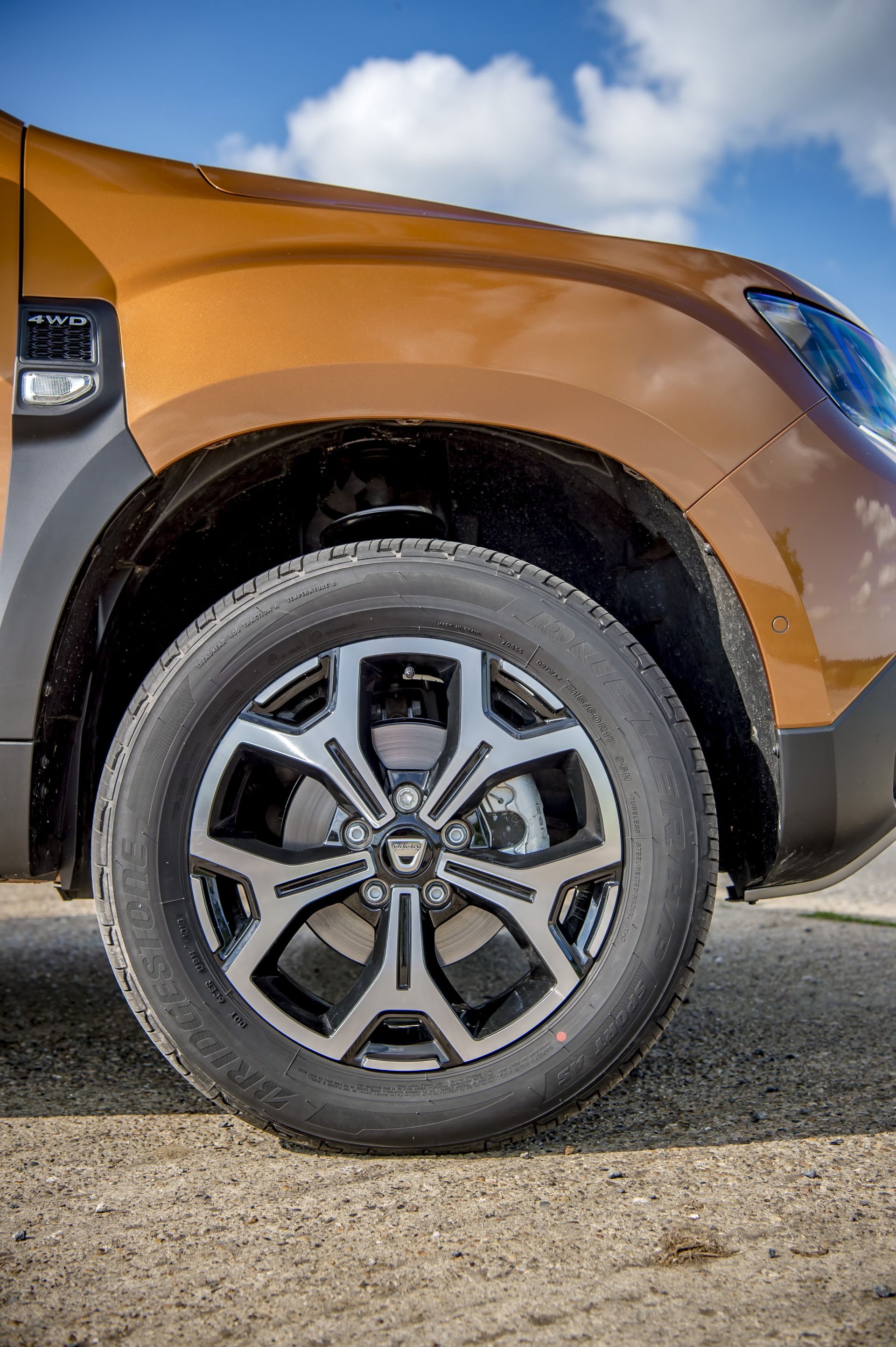 Dacia-Duster-UK-04 New Dacia Duster Remains The Most Affordable SUV In The UK, Starts From £9,995 OTR