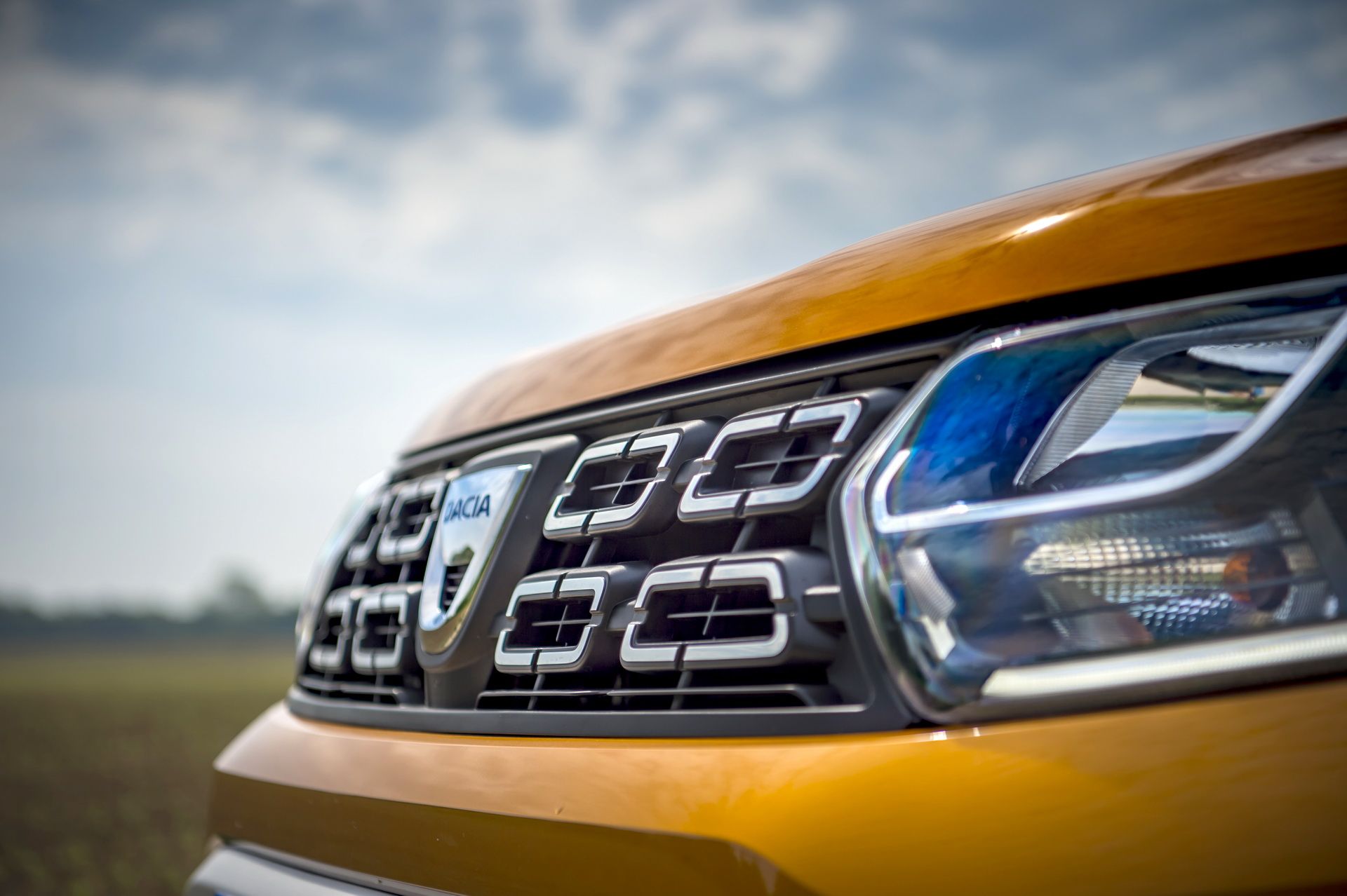 Dacia-Duster-UK-12 New Dacia Duster Remains The Most Affordable SUV In The UK, Starts From £9,995 OTR
