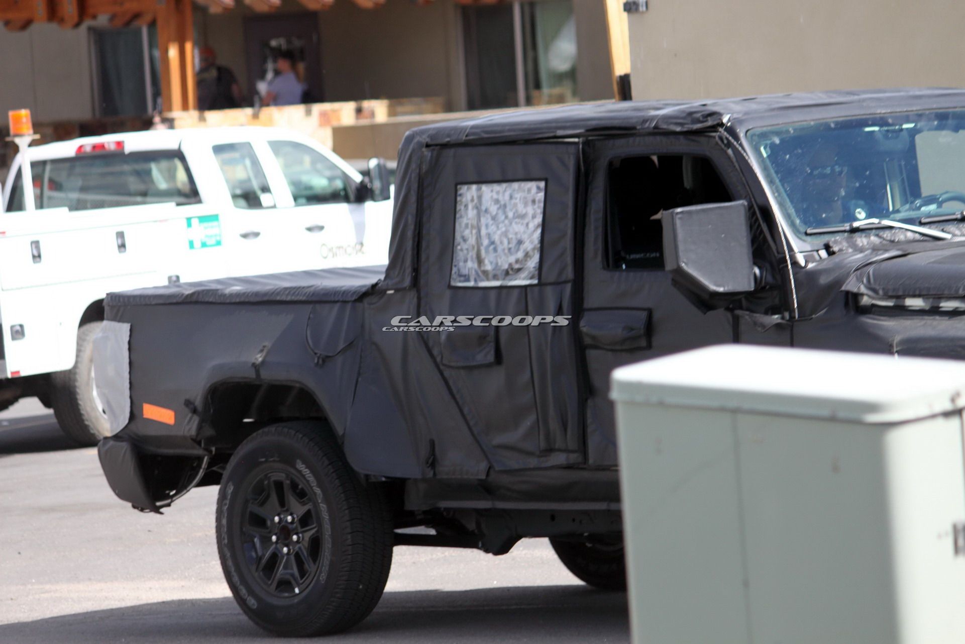 Jeep-Wrangler-Pickup-Scrambler 43 2019 Jeep Scrambler: Here’s What To Expect From The JL-Based Pickup Truck