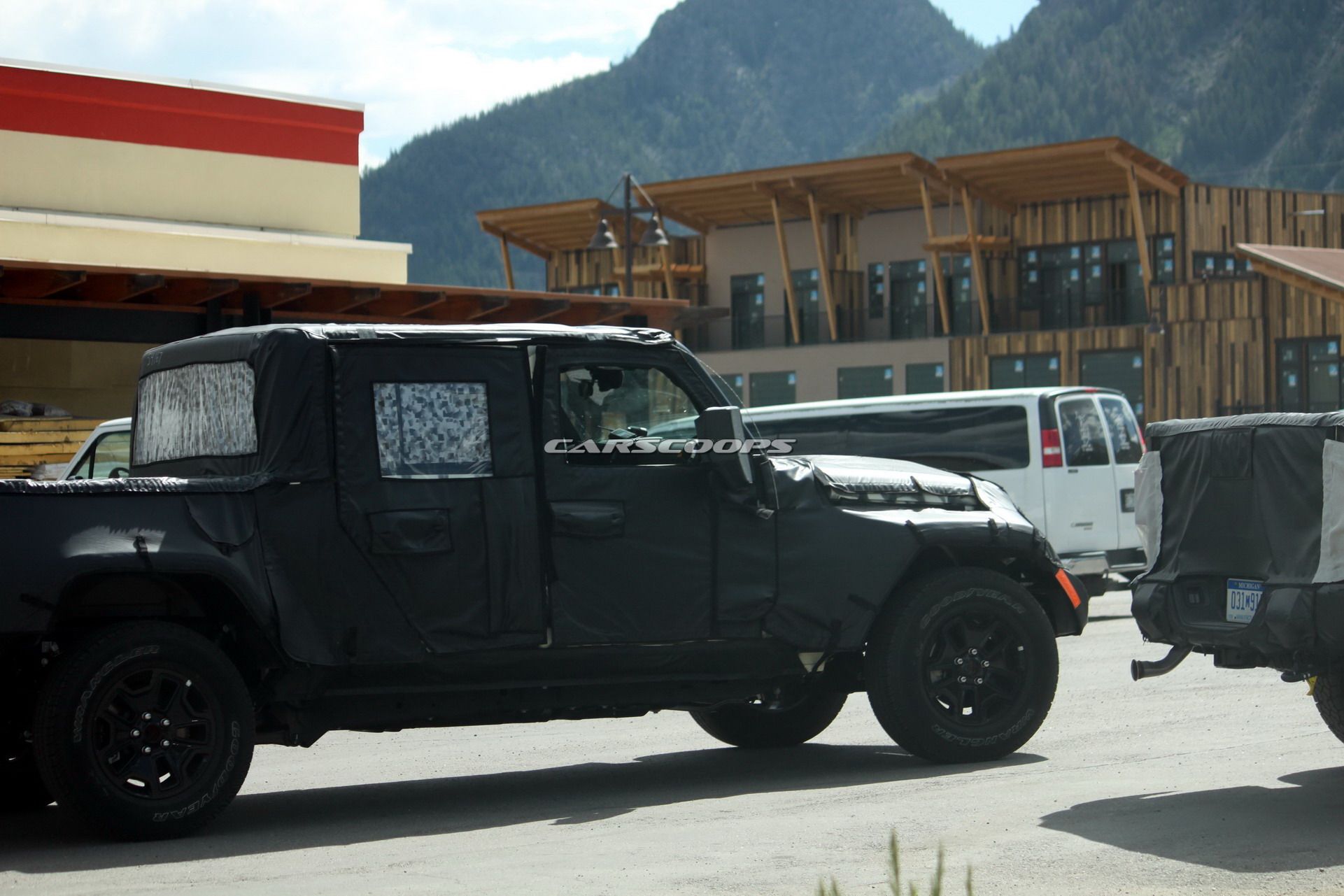 Jeep-Wrangler-Pickup-Scrambler 48 2019 Jeep Scrambler: Here’s What To Expect From The JL-Based Pickup Truck