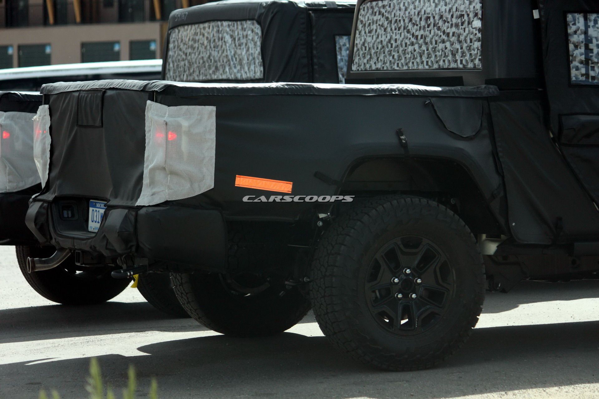 Jeep-Wrangler-Pickup-Scrambler 60 2019 Jeep Scrambler: Here’s What To Expect From The JL-Based Pickup Truck