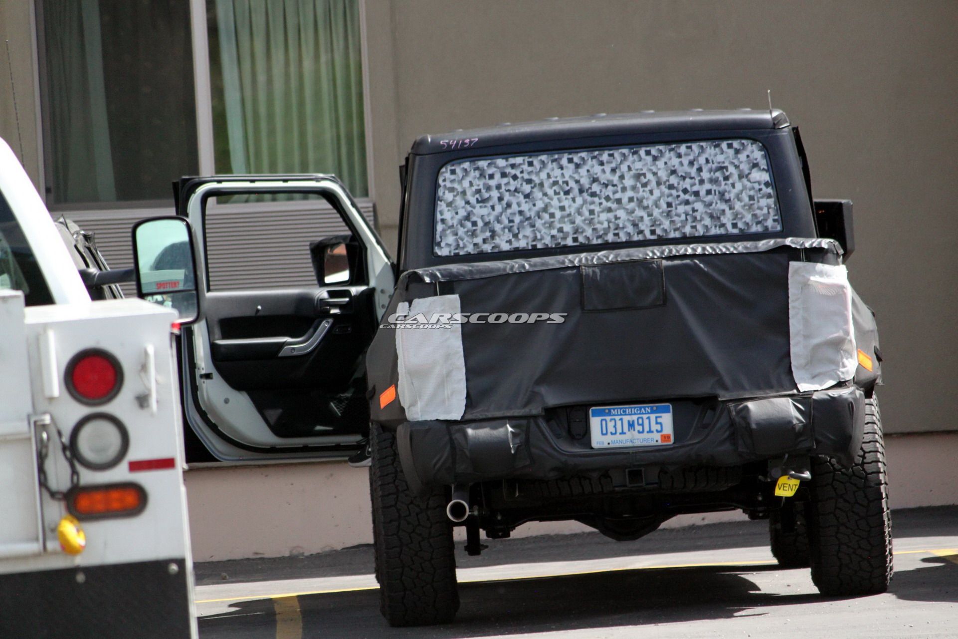 Jeep-Wrangler-Pickup-Scrambler 7 2019 Jeep Scrambler: Here’s What To Expect From The JL-Based Pickup Truck