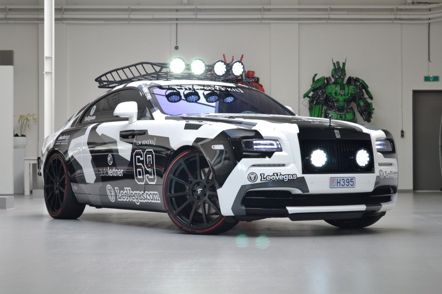 Jon-Olsson-Rolls-Royce-Wraith-1 Jon Olsson’s Custom Rolls-Royce Wraith Battle Car Is A Very Expensive Toy