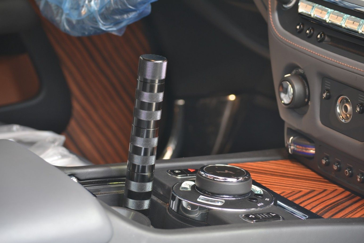 Jon-Olsson-Rolls-Royce-Wraith-11 Jon Olsson’s Custom Rolls-Royce Wraith Battle Car Is A Very Expensive Toy