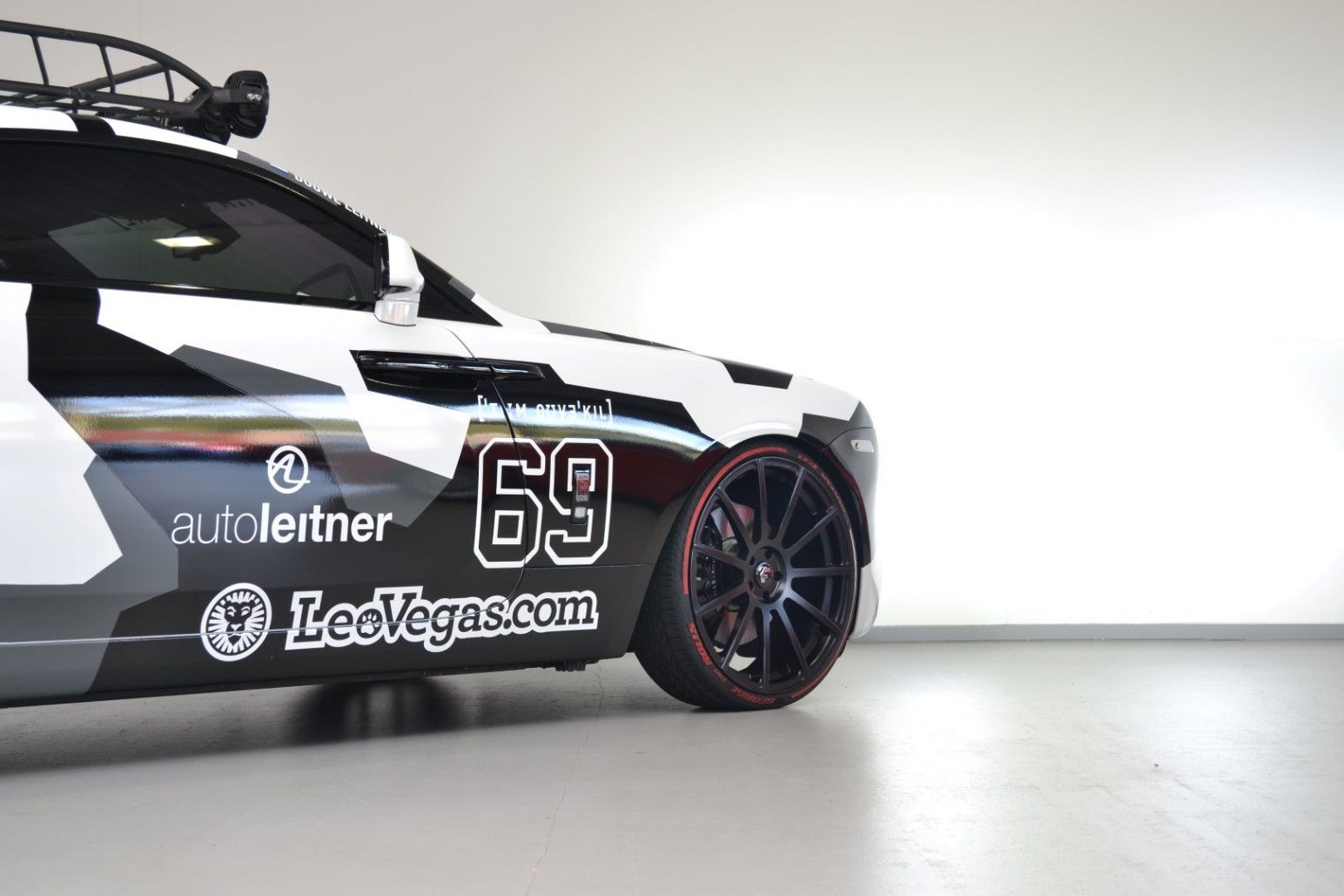 Jon-Olsson-Rolls-Royce-Wraith-18 Jon Olsson’s Custom Rolls-Royce Wraith Battle Car Is A Very Expensive Toy