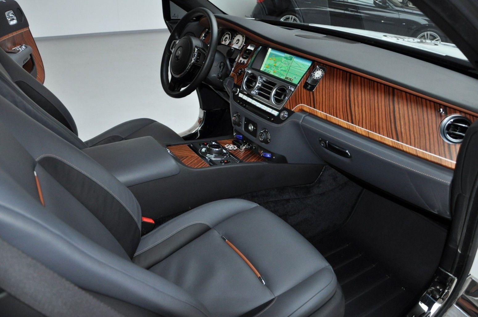 Jon-Olsson-Rolls-Royce-Wraith-2 Jon Olsson’s Custom Rolls-Royce Wraith Battle Car Is A Very Expensive Toy