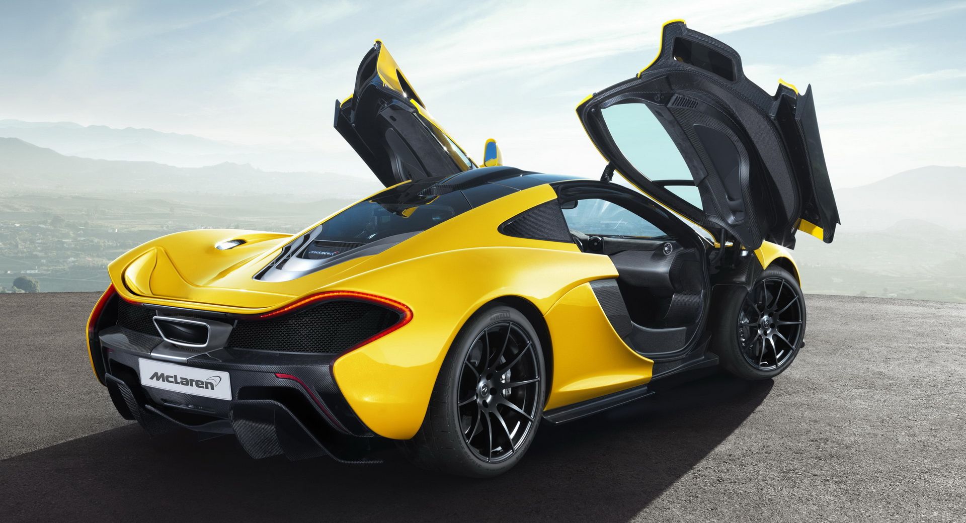 McLAREN-P1-2 McLaren Says ‘Yes’ To Hybrid and Electric Vehicles, ‘No’ To SUVs