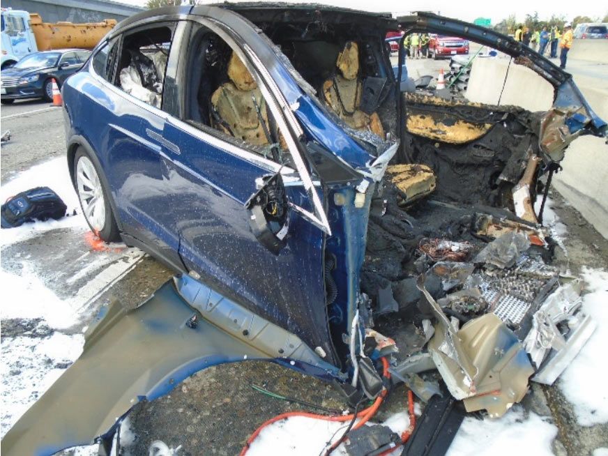 Tesla-Crash-2 Tesla Sued Over Fatal Model X Crash Involving Autopilot
