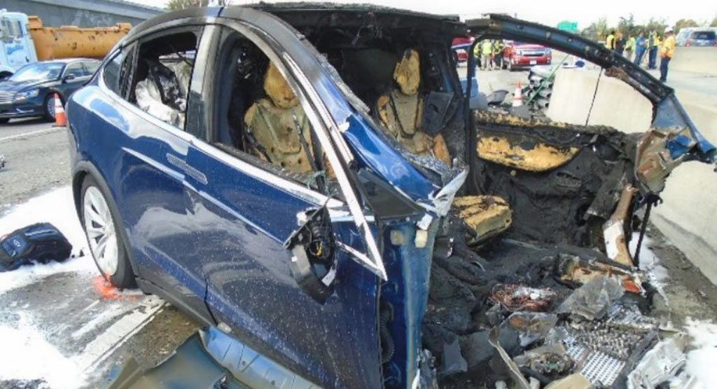 U.S. Advocacy Group Calls For Tesla To Fix Autopilot Flaws