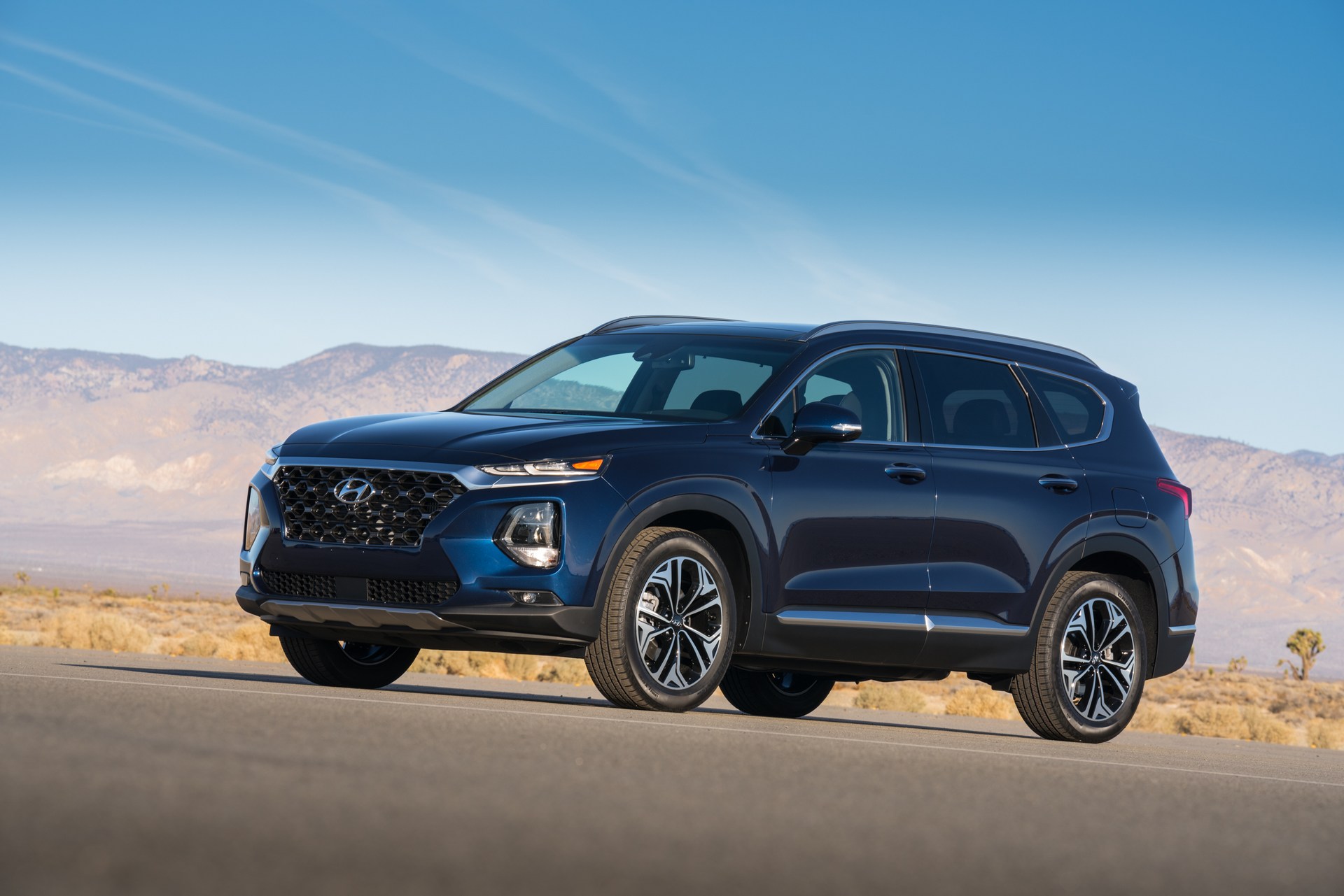 2019-Hyundai-Santa-Fe-10 2019 Hyundai Santa Fe Pricing Starts At $25,500