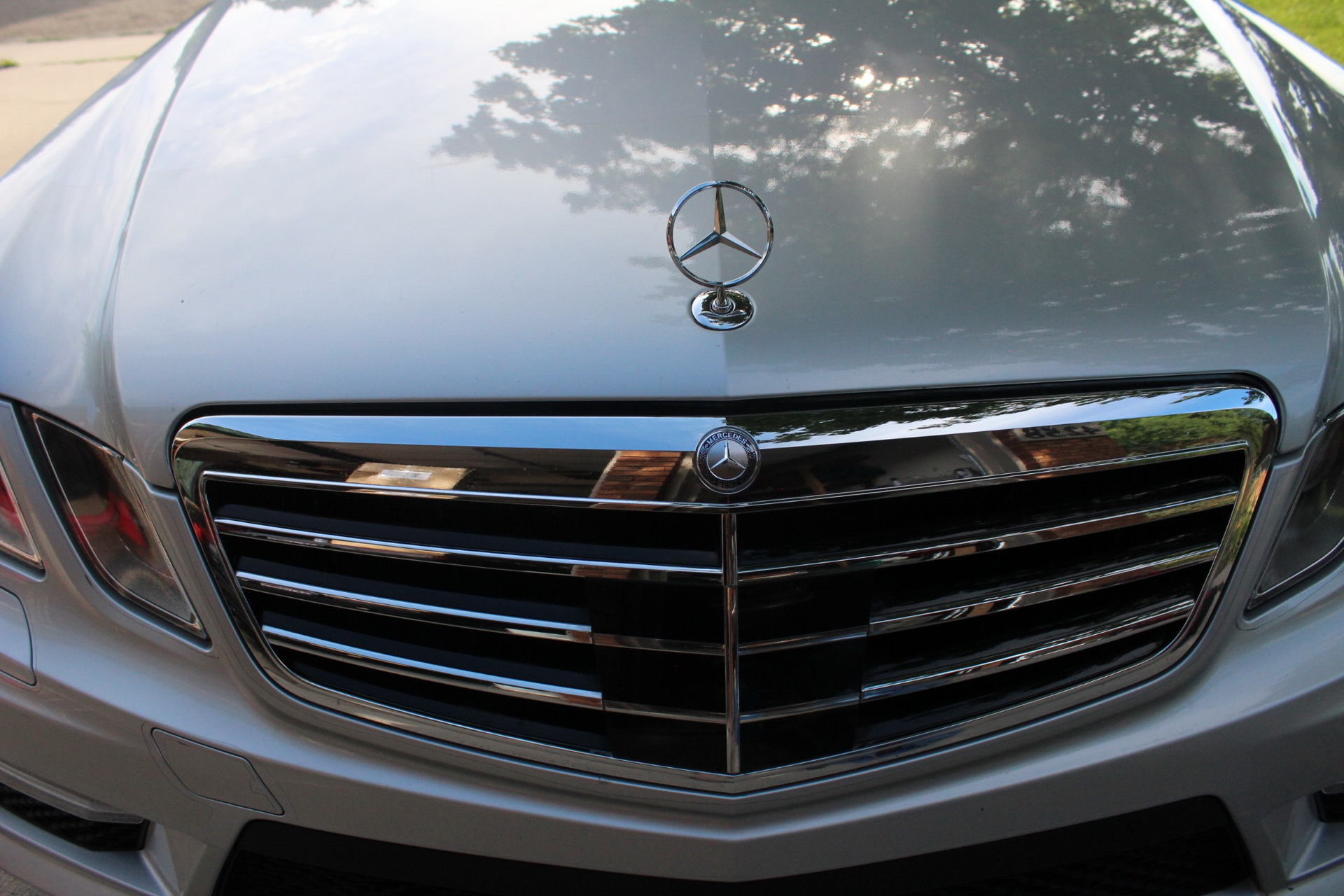 2012-mercedes-e63-wagon-used-bat-auction-17 Fully Loaded 2012 Mercedes E63 AMG Wagon Fails To Convince Bidders