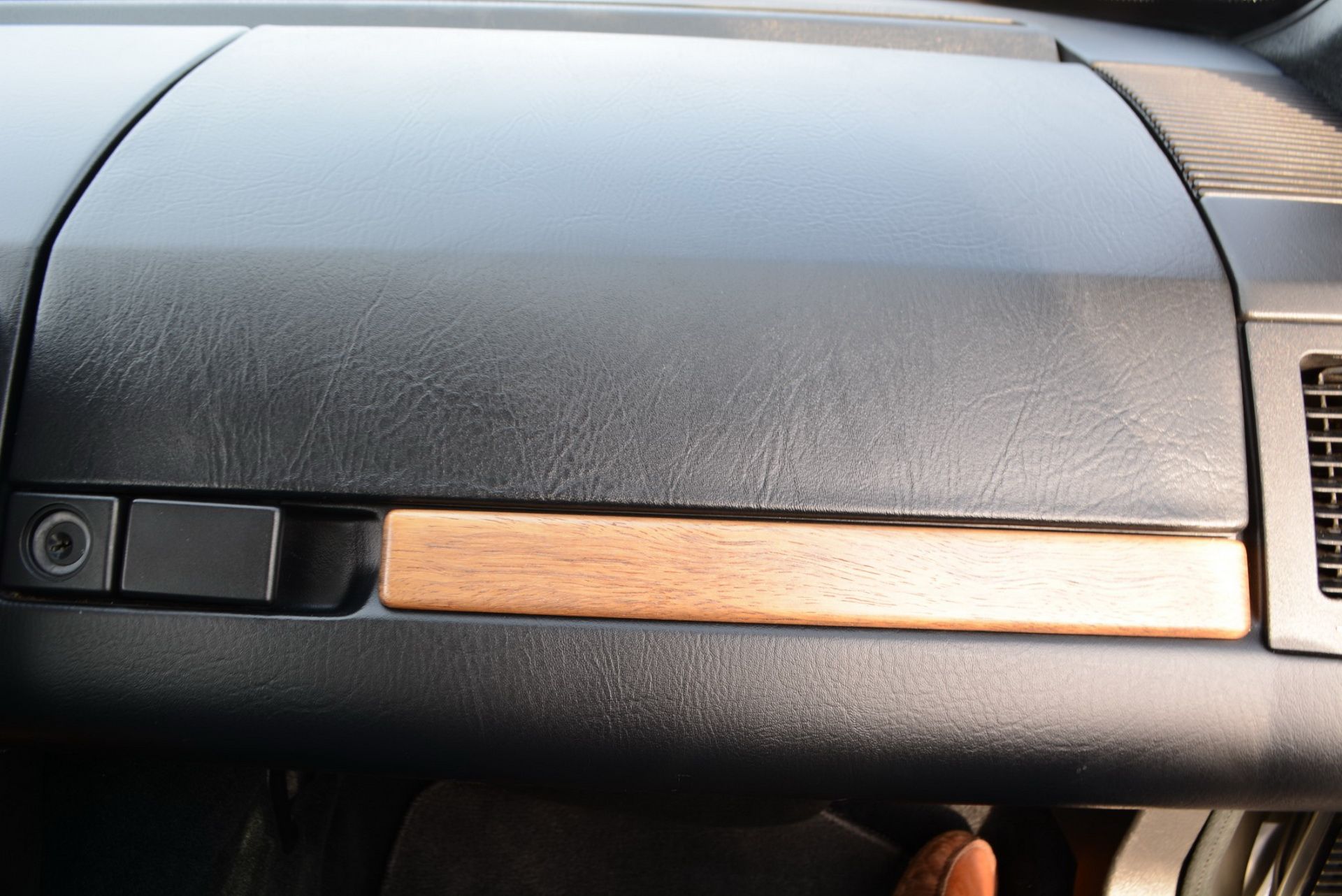 1992-citroen-xm-v6-auction-bat-26 Want The Swankiest 1990s French Car? There’s A Citroen XM For Sale In Pennsylvania