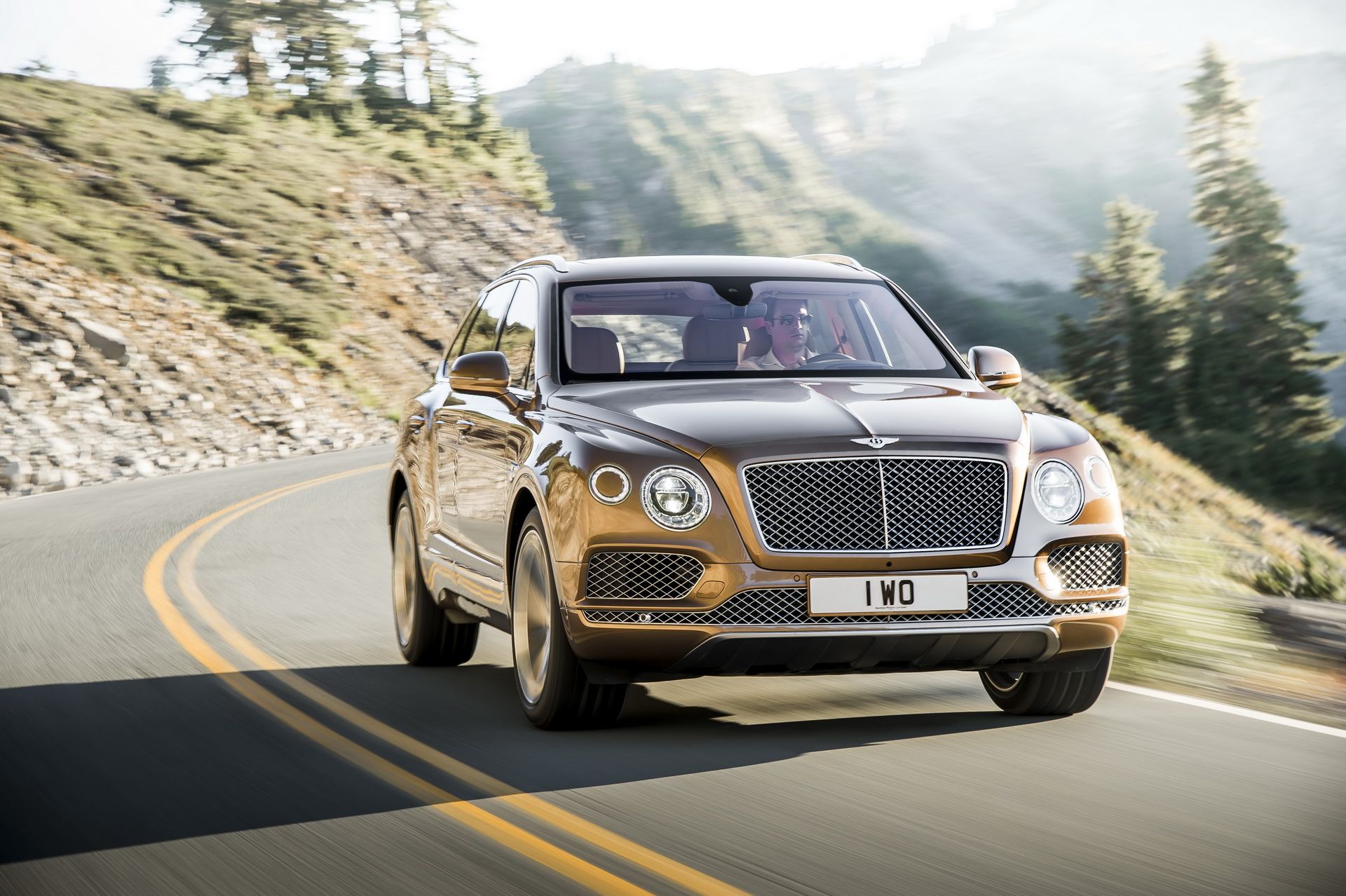 bentley-bentayga-w12-2 Bentley Bentayga Speed Confirmed, Should Launch In 2019