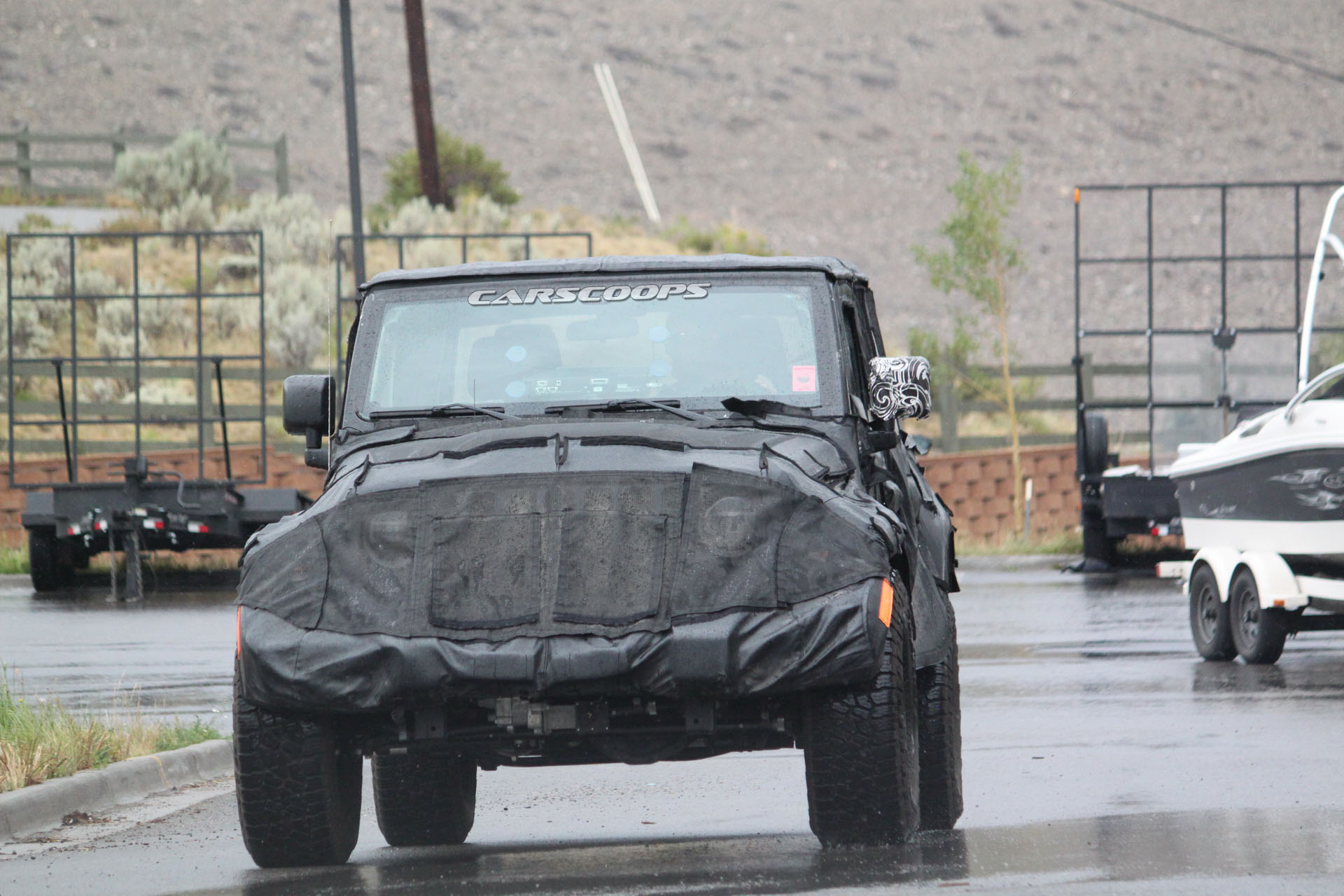 Jeep-Scrambler-11 2019 Jeep Scrambler: Here’s What To Expect From The JL-Based Pickup Truck