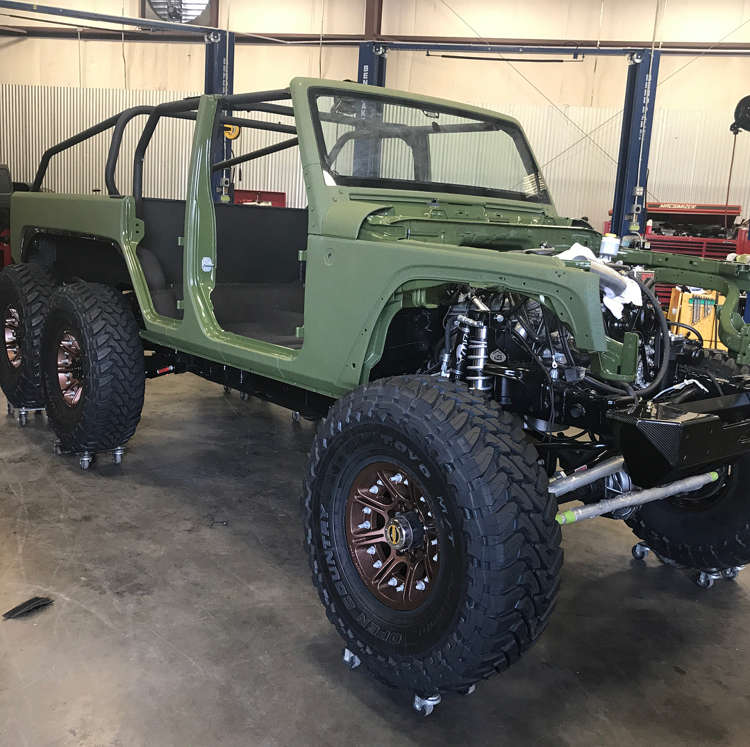 jeep-wrangler-6x6-bruiser-conversions-4 Bruiser Conversions 6×6 Is A Six-Wheel Jeep Wrangler With A 450HP LS3 V8