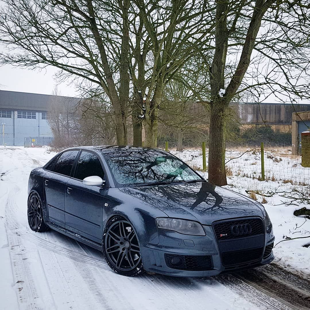 audi-rs4-b7-tuning-1 Who Needs Fireworks With This Fiery Audi RS4 In His Driveway?