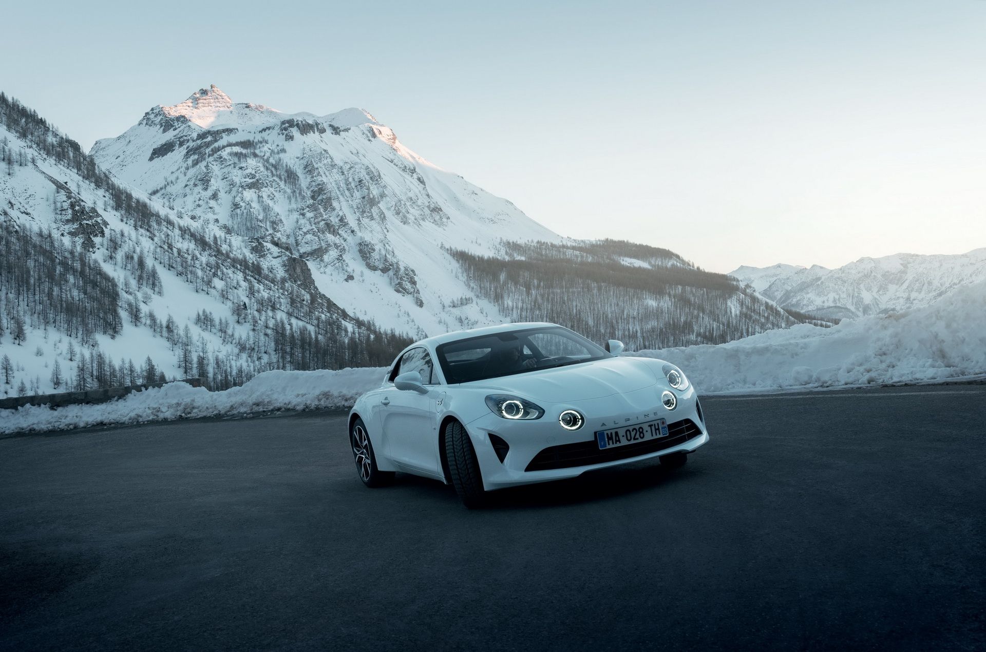 alpine-a110-pure-legende-uk-pricing-3 Alpine A110 Pure And Legende Priced From £46,905 And £50,805 In The UK