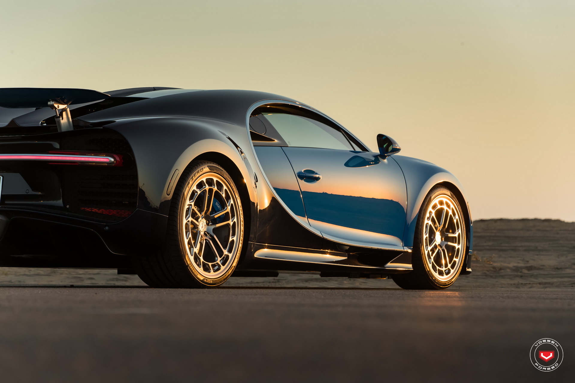bugatti-chiron-vossen-wheels-53 Bugatti Chiron Tries On New Wheels For Size: Hot Or Not?