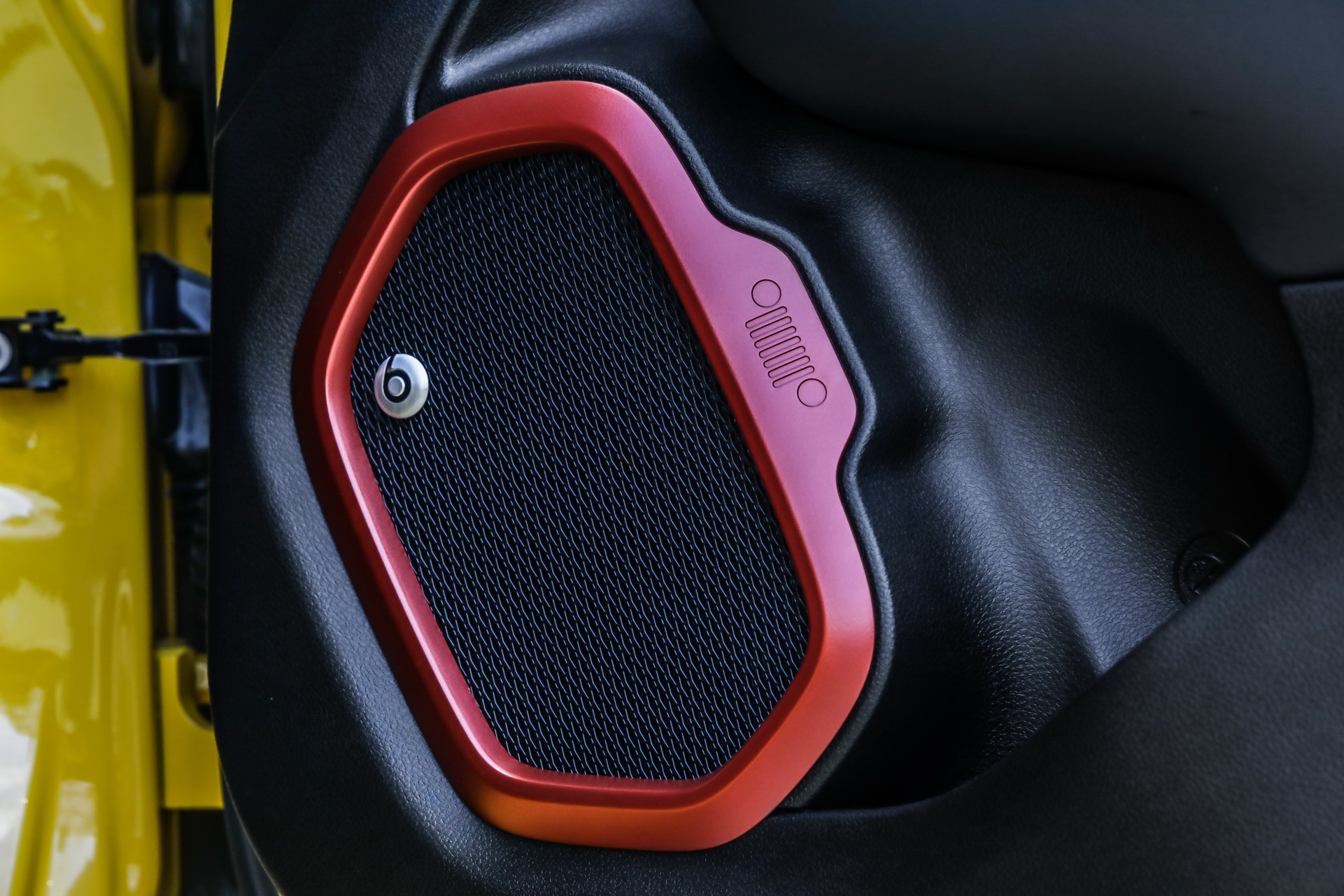 2019 Jeep Renegade Facelift 70 2019 Jeep Renegade Gets Cute Makeover And New Engines: Full Details, Photos & Video