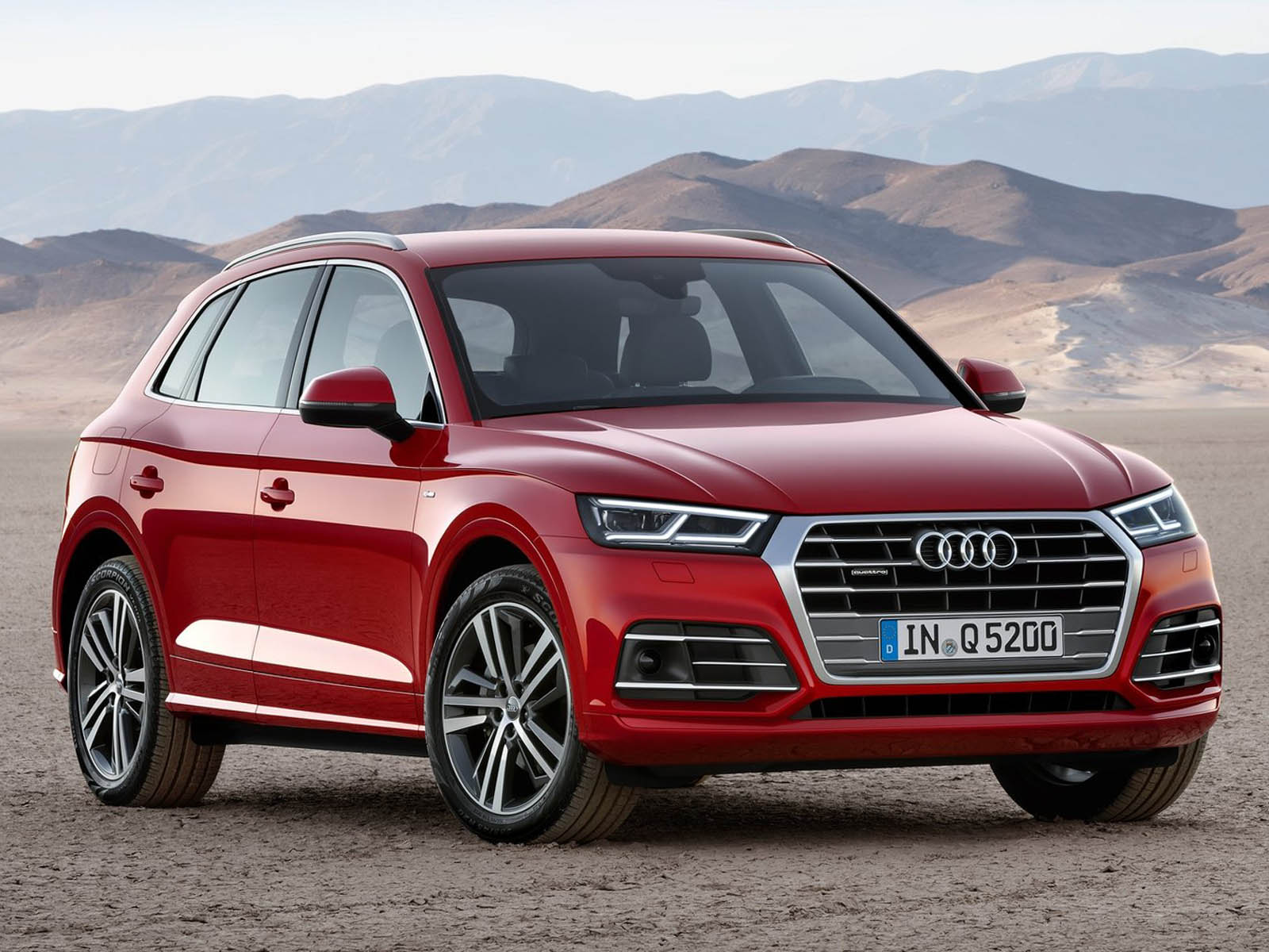 Audi-Q5-2017-1600-01 Audi Q9 Tipped To Take On Range Rover