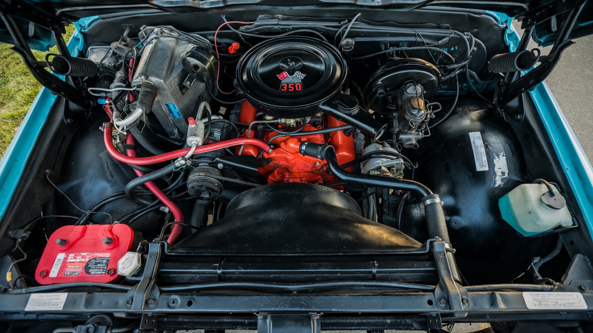 1972-Chevrolet-K5-Blazer-29 Not A Fan Of The 2019 Chevrolet Blazer? This 1972 K5 Might Be Up Your Alley